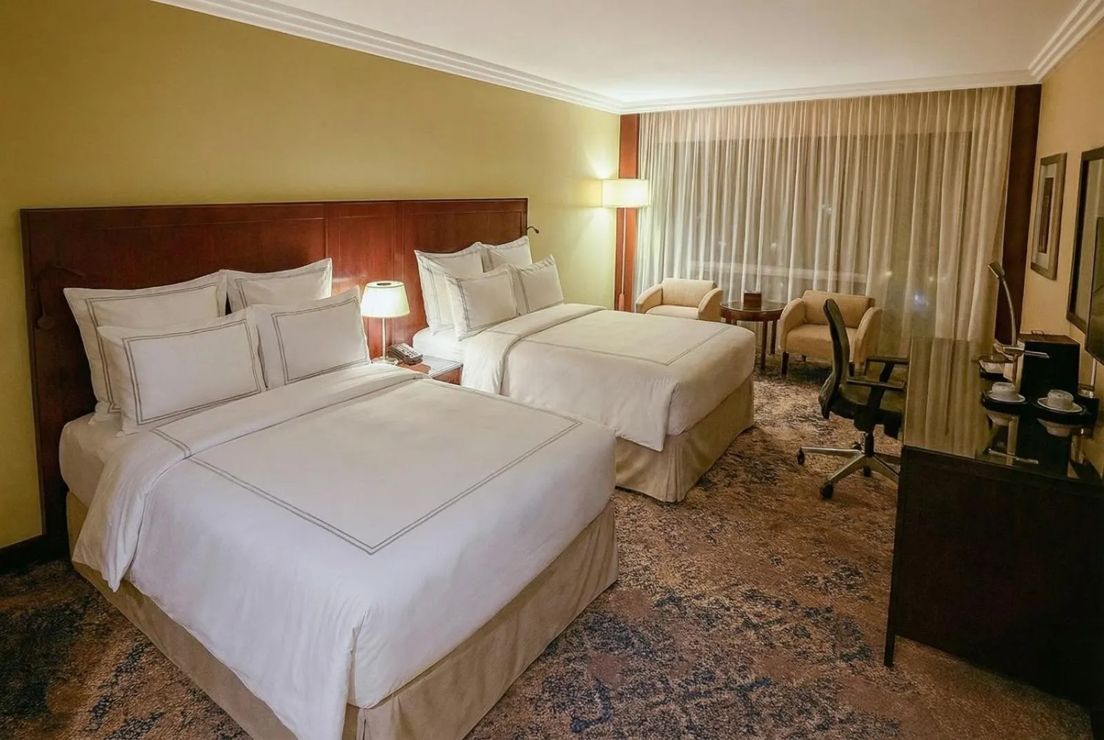 Bedroom in Crowne Plaza Jeddah