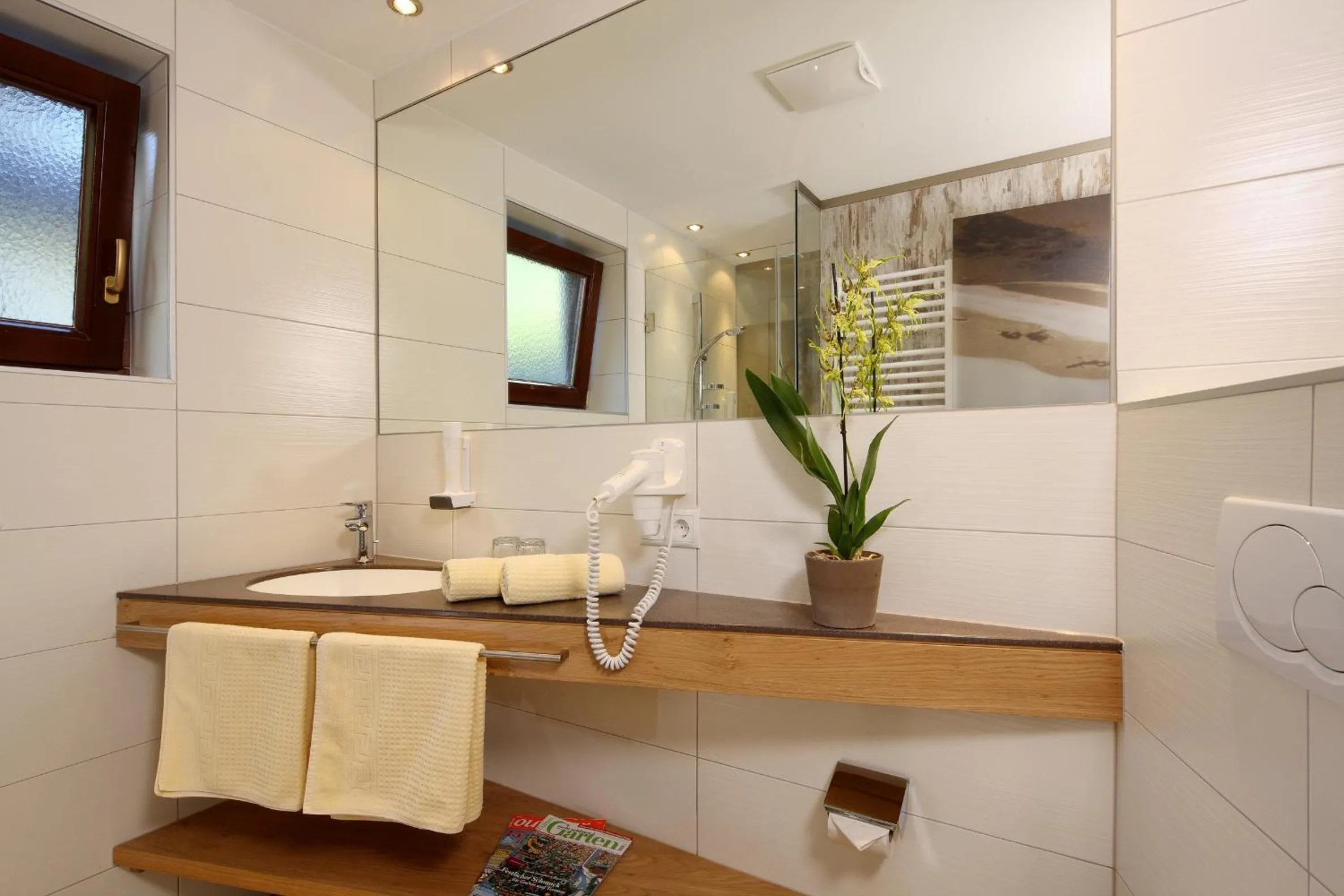 Bathroom in Hotel Sportpension Carinthia