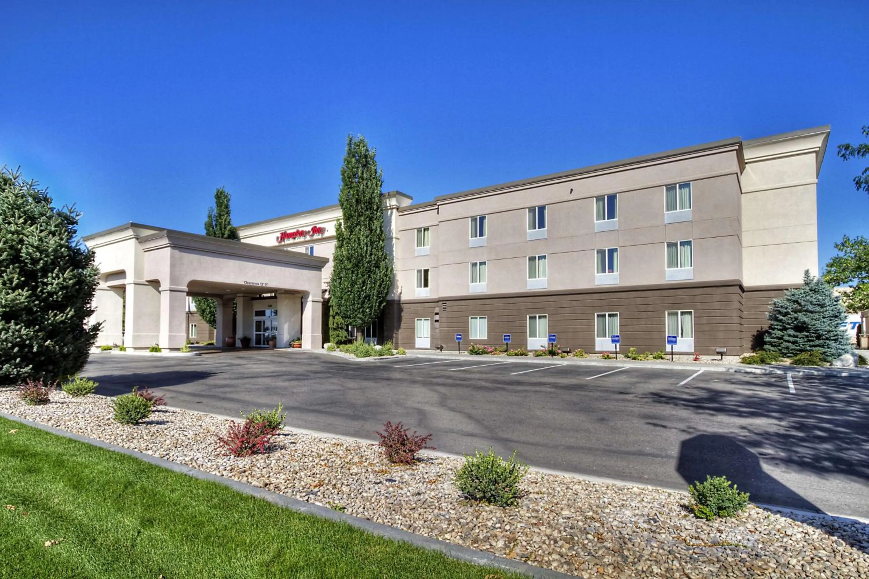 Property building in Hampton Inn Twin Falls