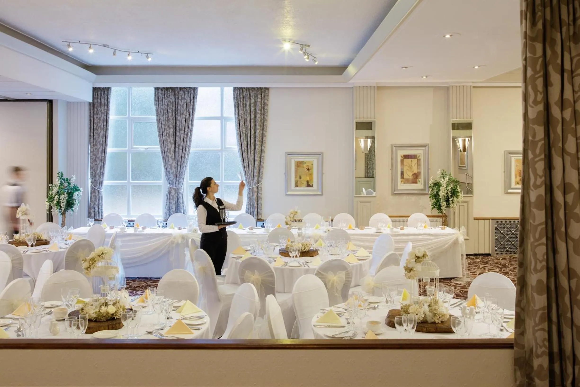 Banquet/Function facilities in Alma Lodge Hotel