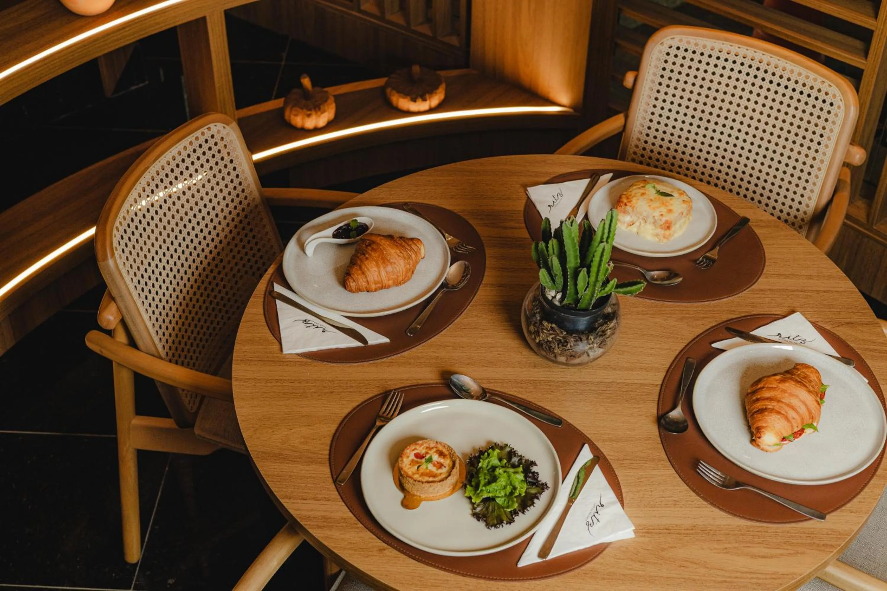 Restaurant/places to eat in Ritz Lagoa da Anta Hotel & SPA