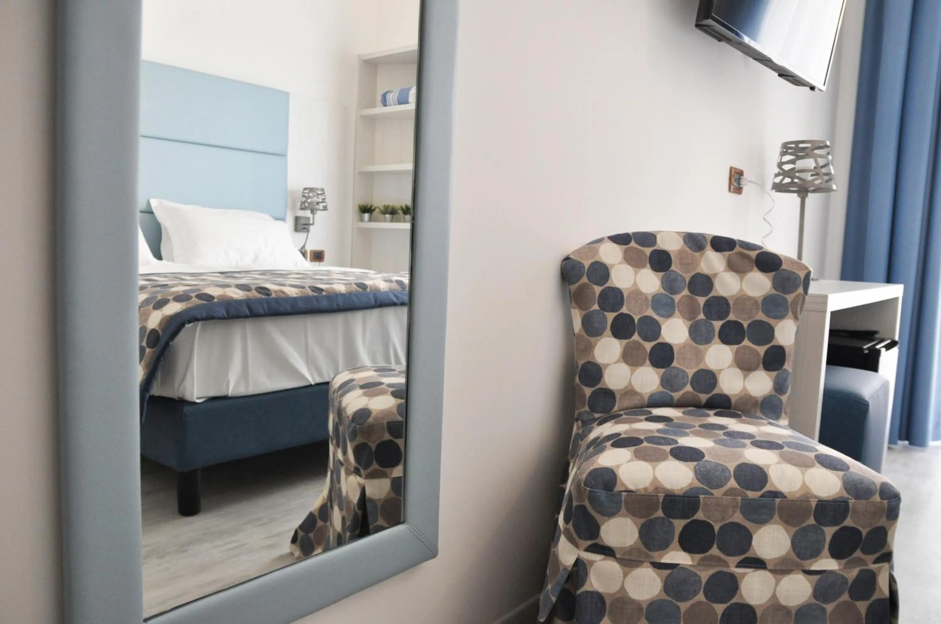 Decorative detail, Bed in Regent's Hotel