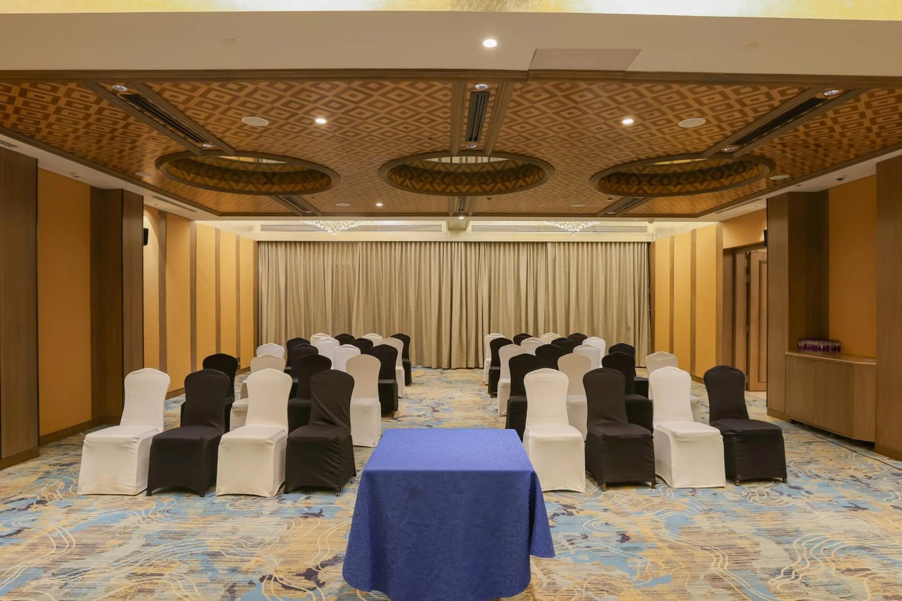 Meeting/conference room in Pride Premier Pune