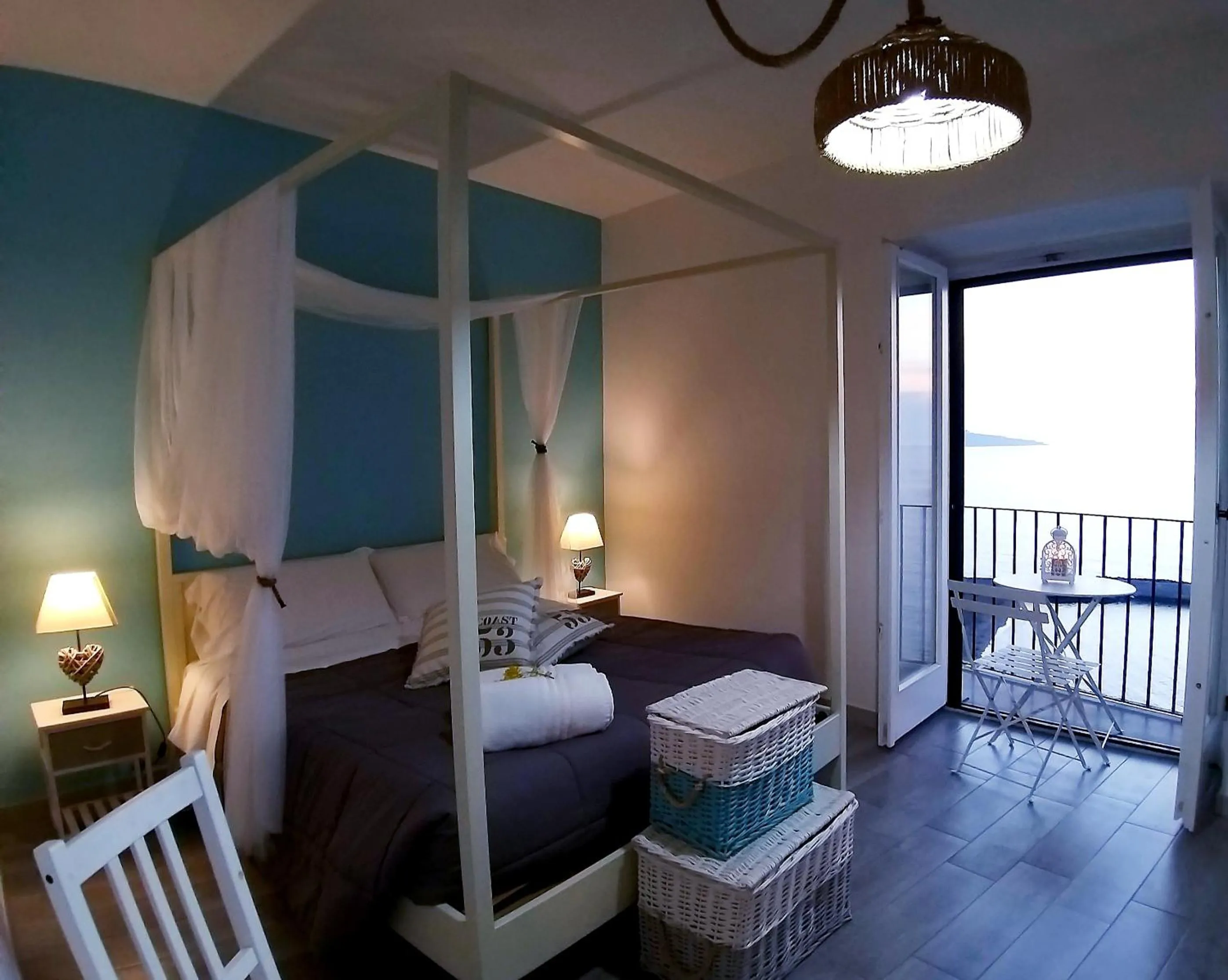 Balcony/Terrace, Bed in Villa Caruso