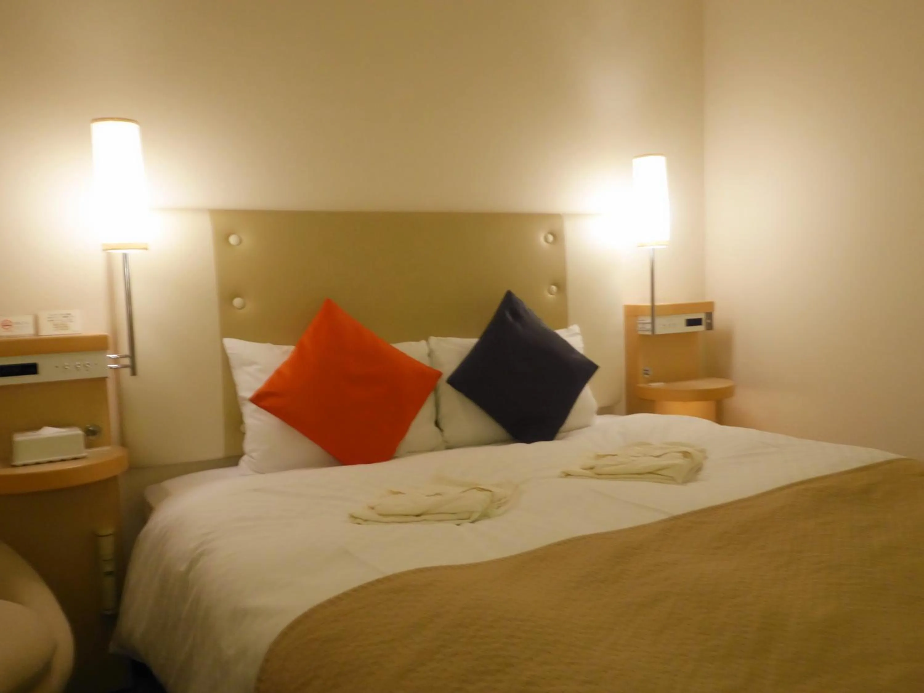 Photo of the whole room, Bed in City Plaza Osaka