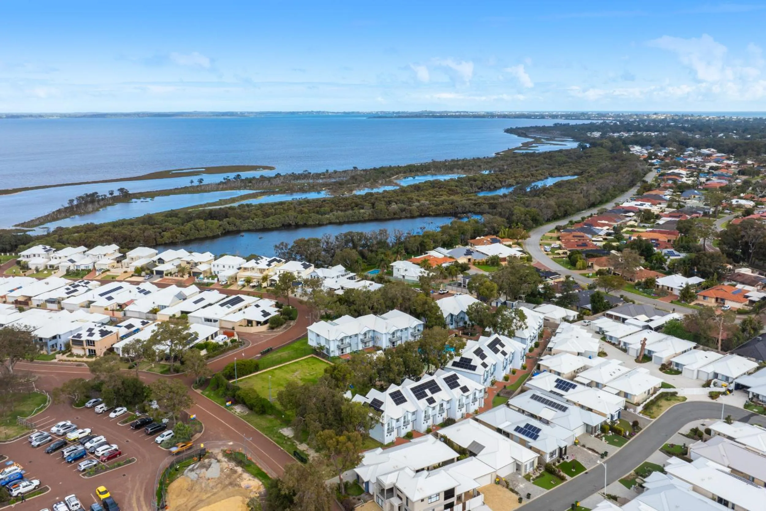 Natural landscape in Mandurah Quay Resort