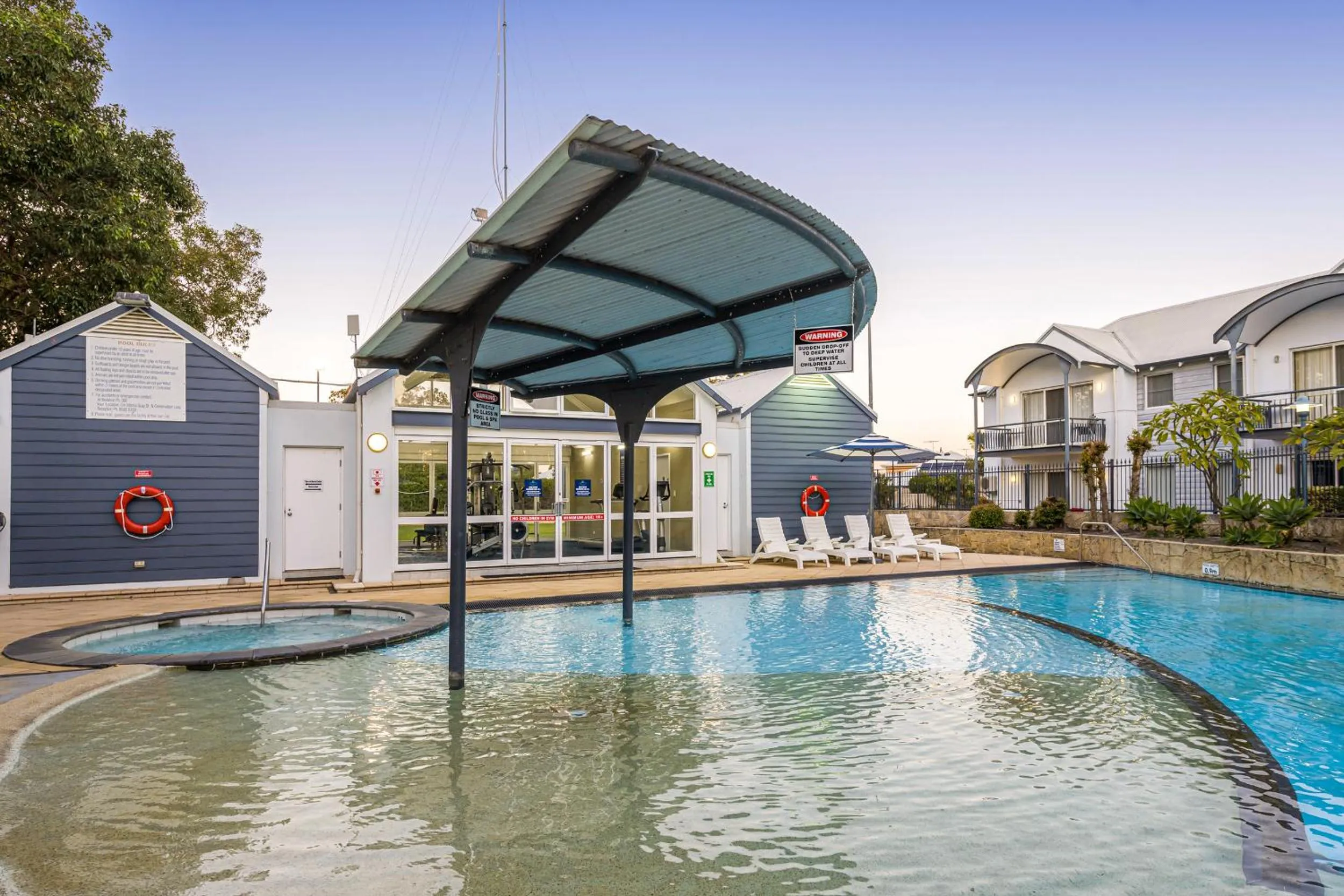 Hot Tub in Mandurah Quay Resort