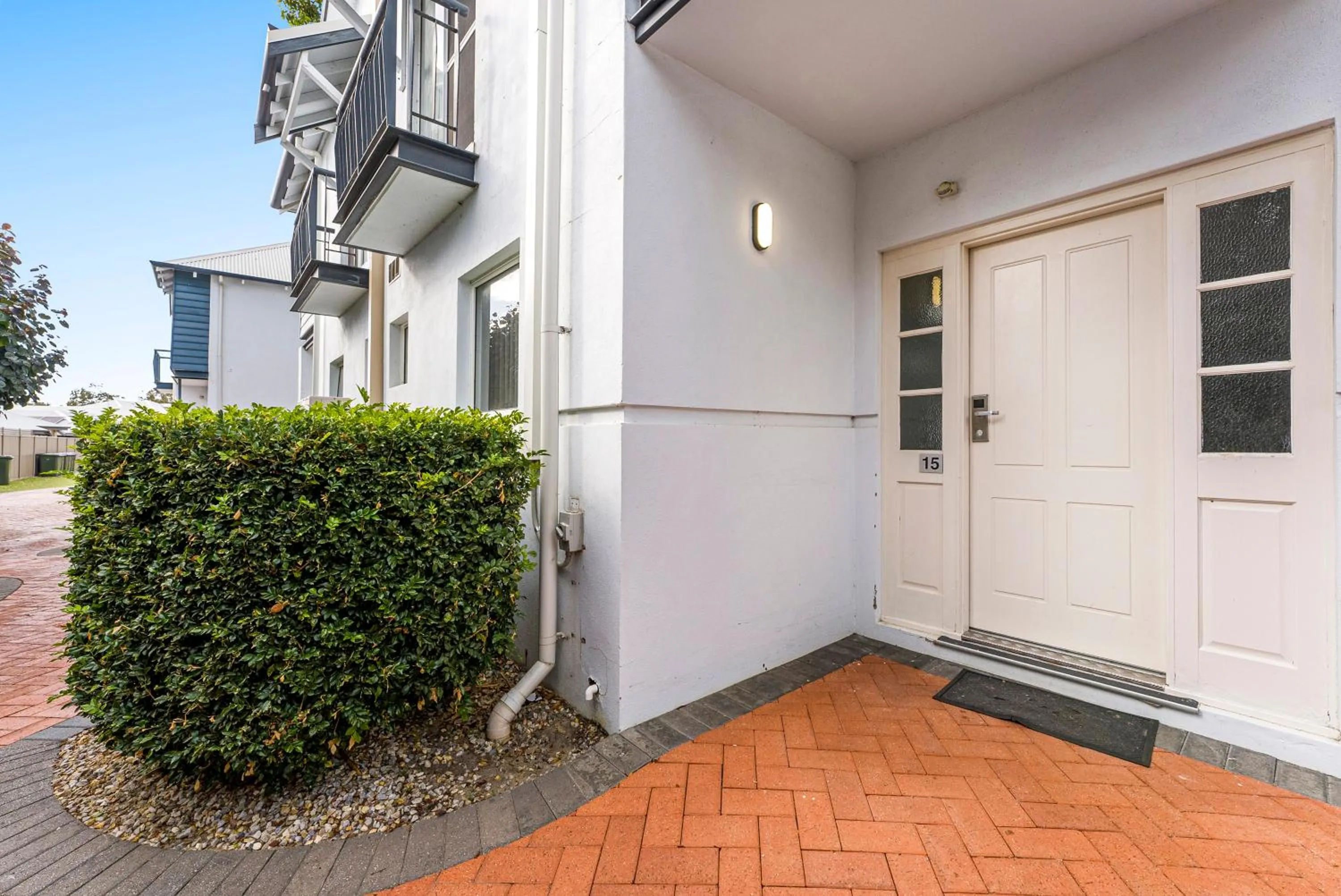 Property building in Mandurah Quay Resort