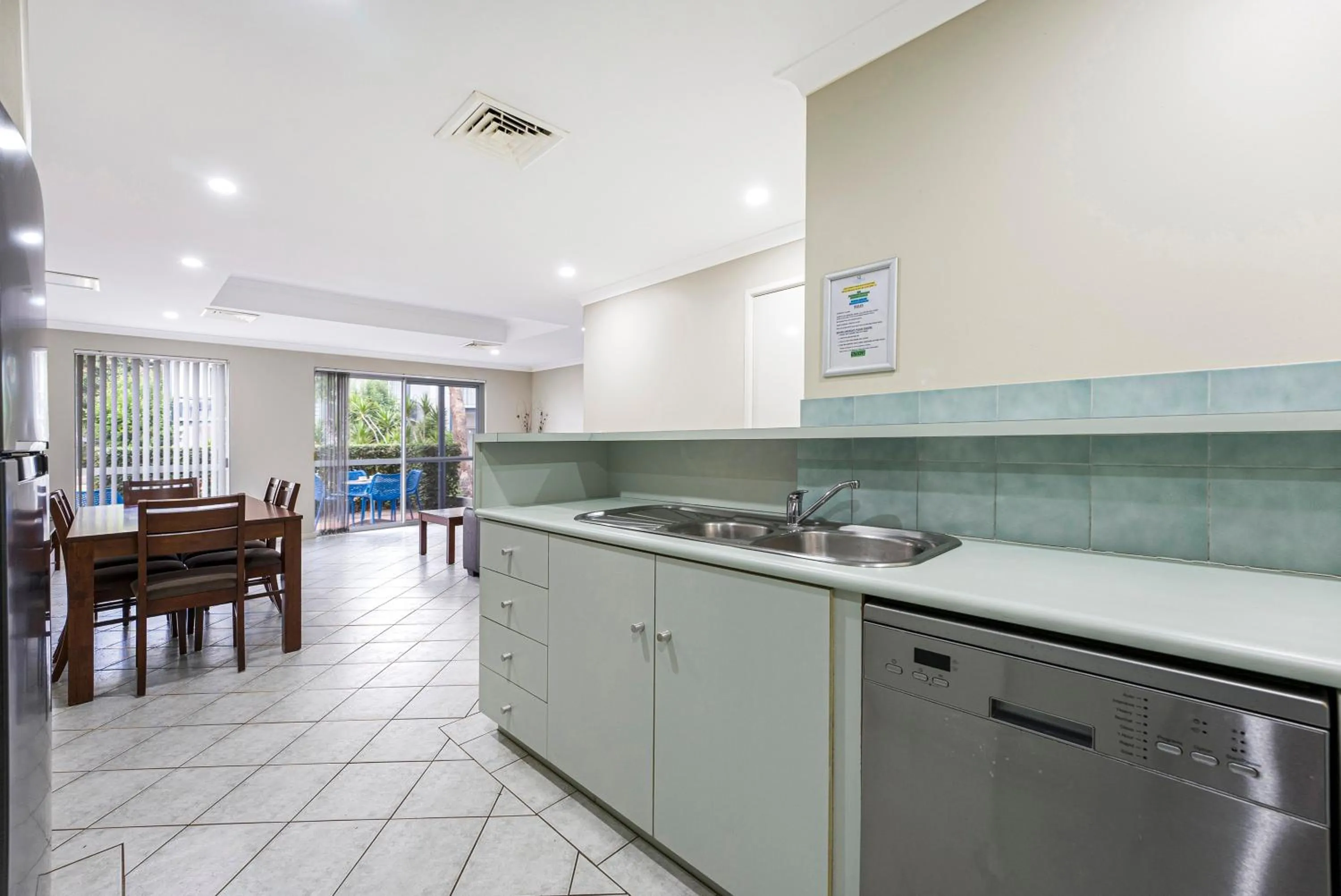 Dining area in Mandurah Quay Resort