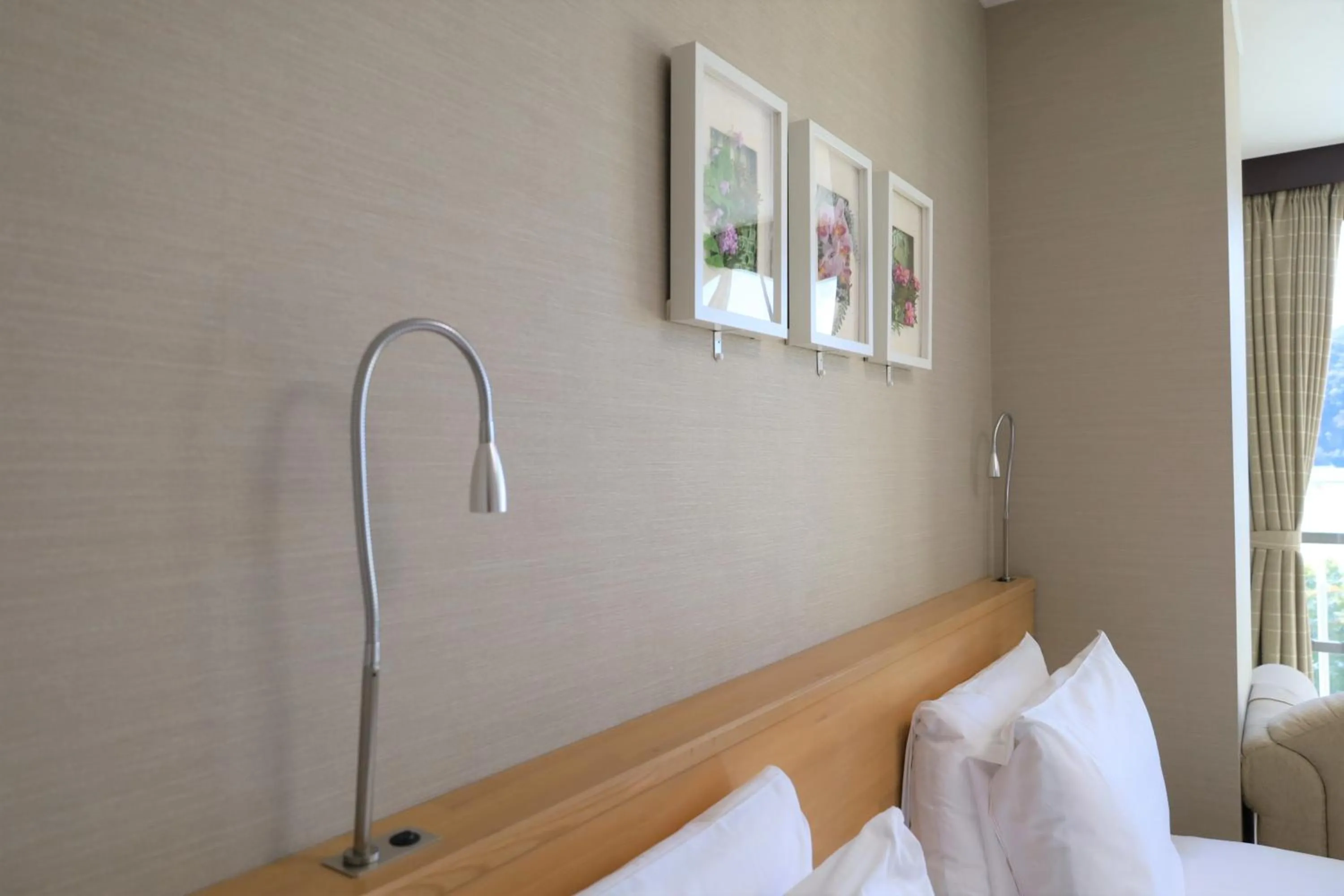 Photo of the whole room, Bed in Hatago Nagomi