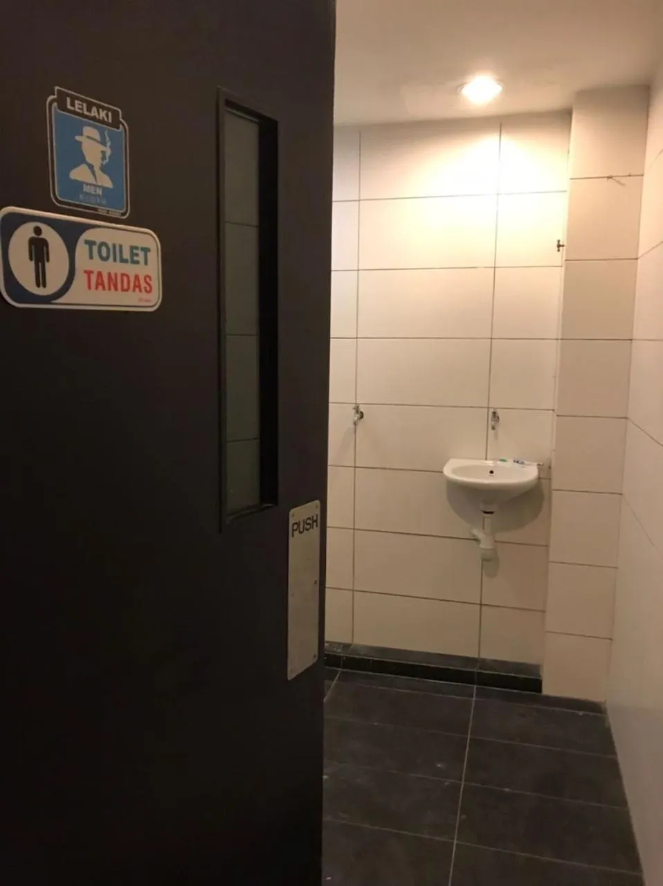 Toilet in My Family Hotel