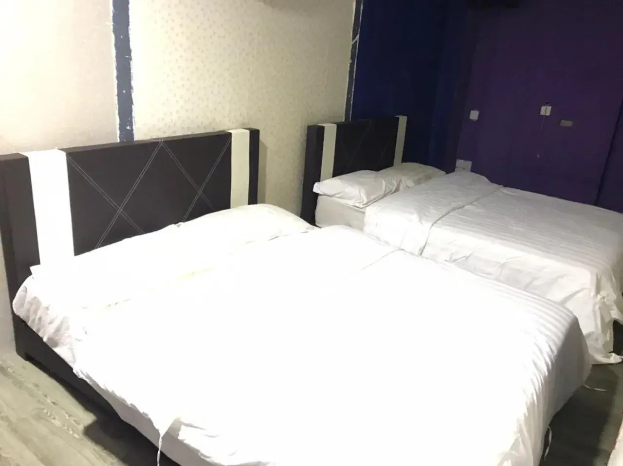 Family Room with Shared Bathroom in My Family Hotel Family Room with Shared Bathroom in My Family Hotel