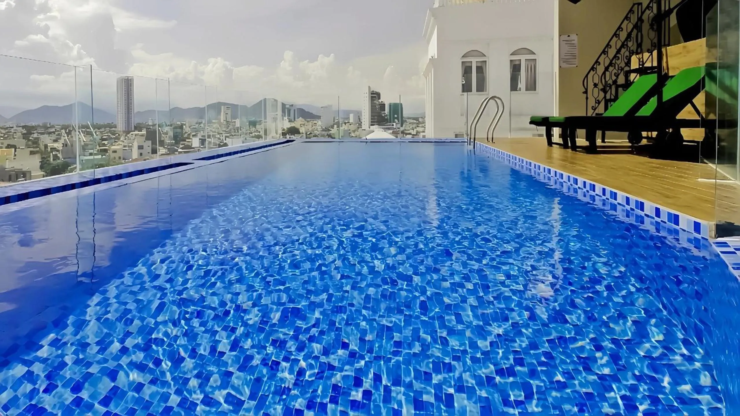 Swimming pool in Central Hotel & Spa Danang