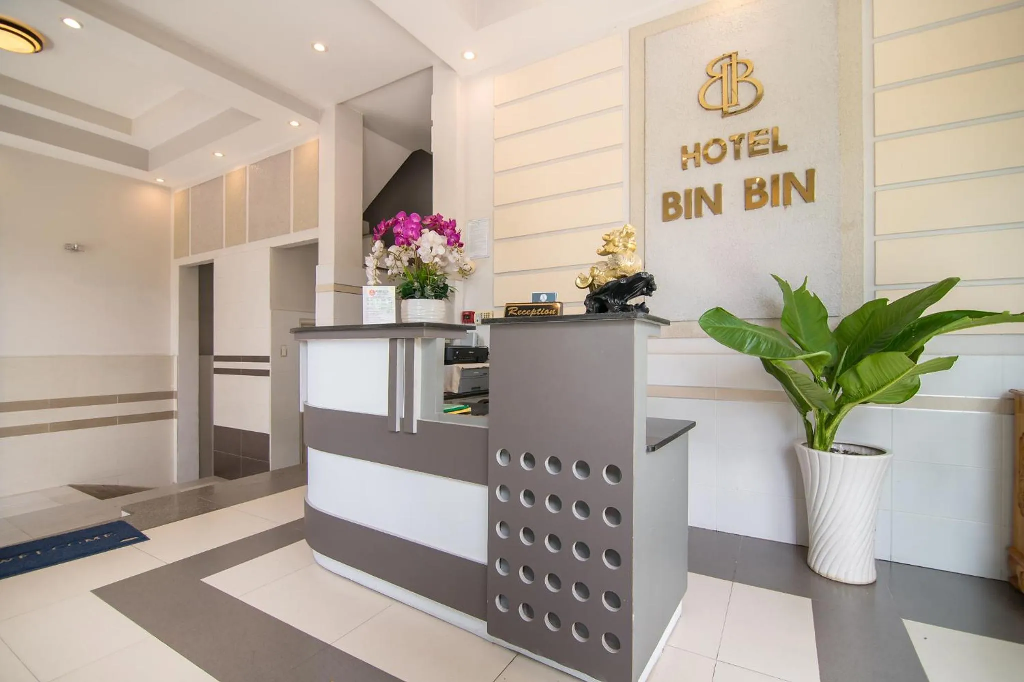 Lobby or reception in Bin Bin Hotel 1 - Near RMIT University