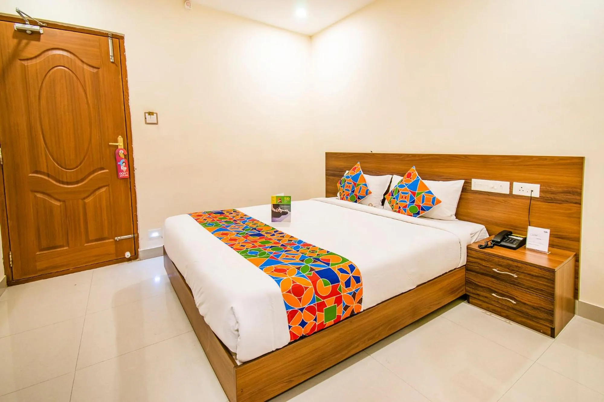 Bed in FabHotel Thejas Paaradise - Nr Coimbatore Institute of Technology