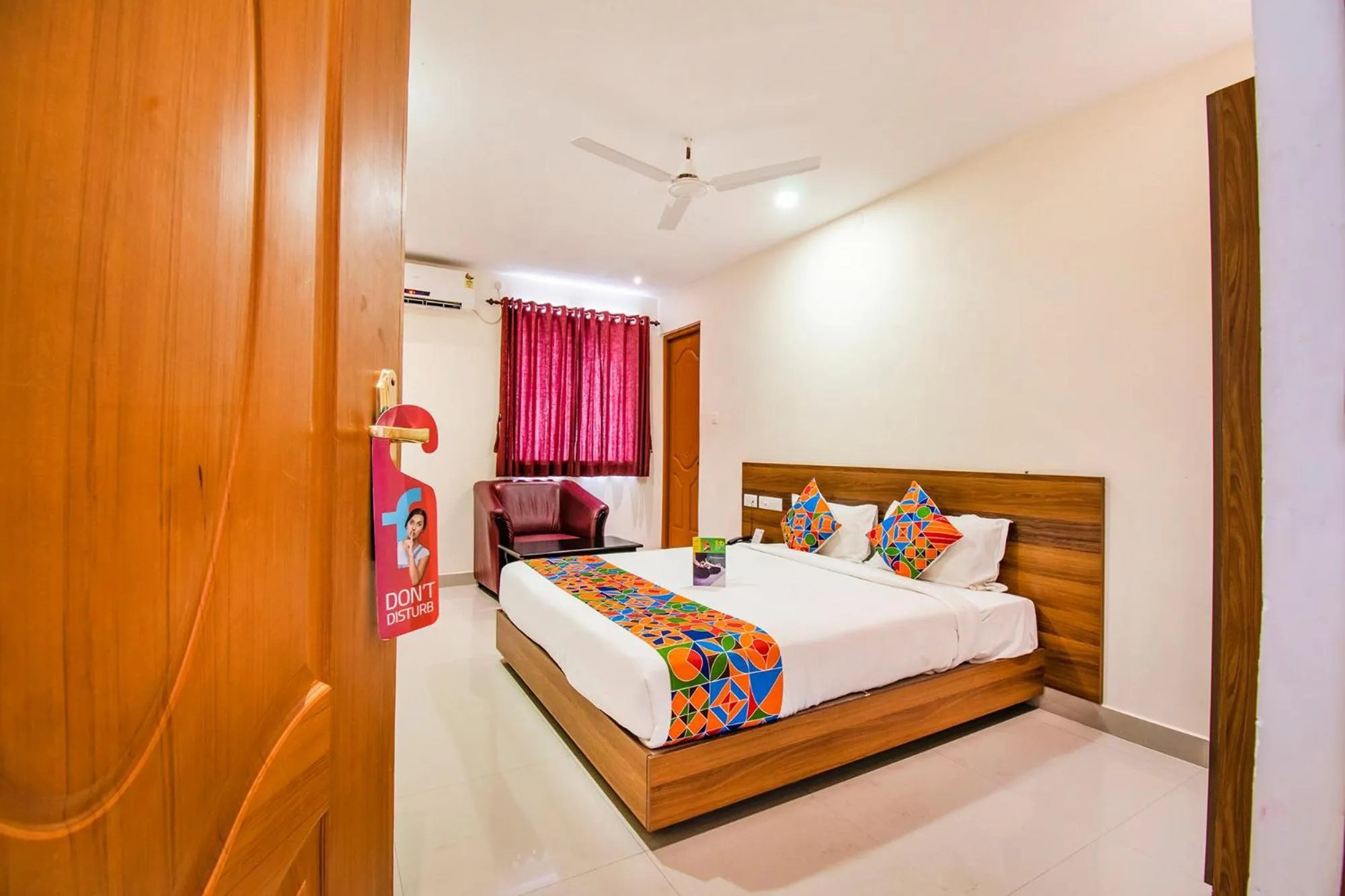 Bed in FabHotel Thejas Paaradise - Nr Coimbatore Institute of Technology