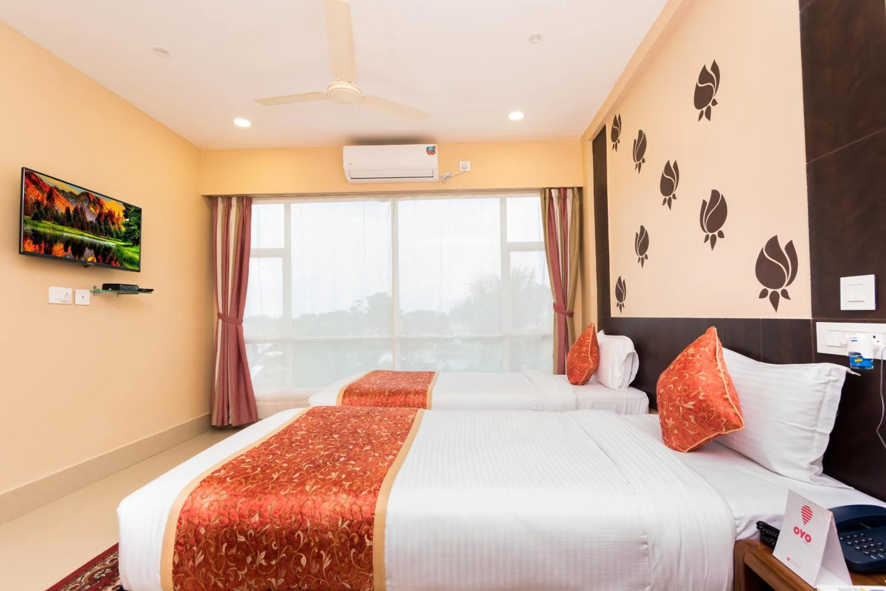 Bedroom, Bed in Central Courtyard Boutique Hotel