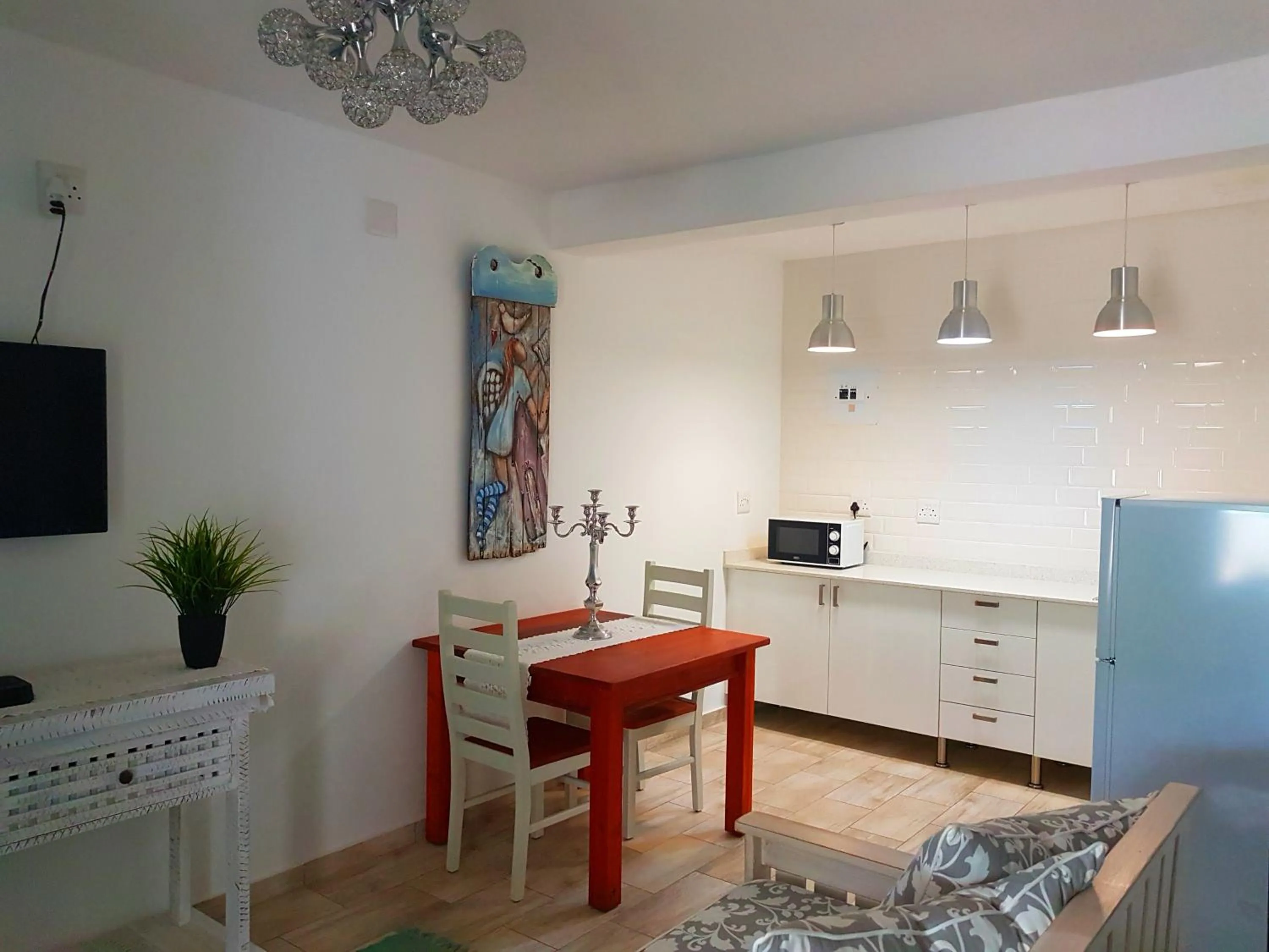 Kitchen or kitchenette in Be Our Guest Self Catering