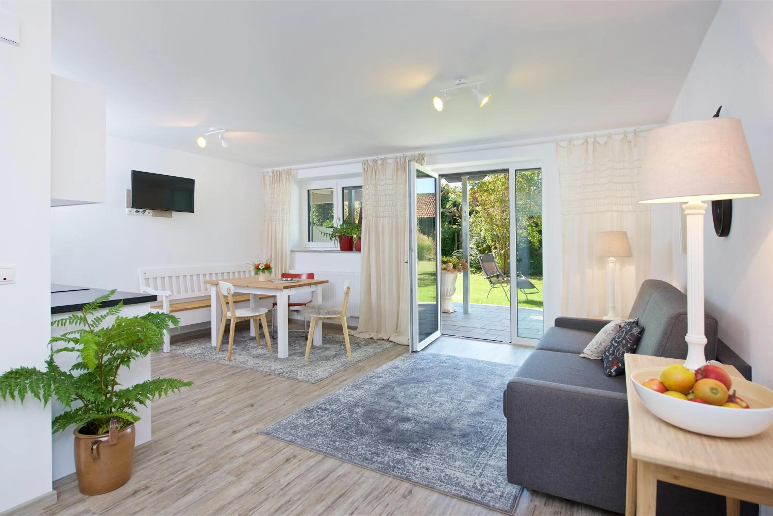 Garden in Landhotel Herzberger garni Zimmer & Ferienwohnungen