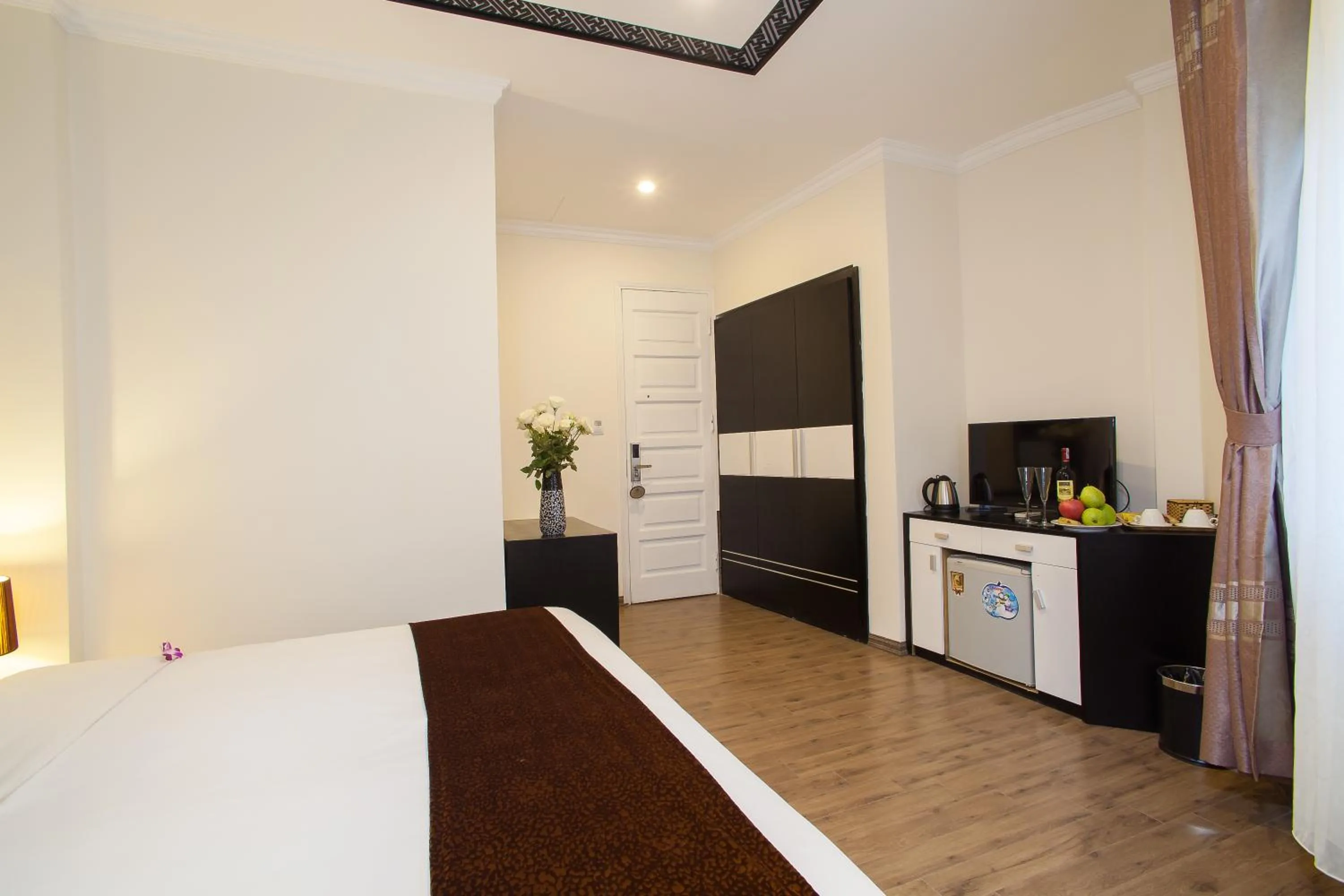 bunk bed, Bed in Serenity Diamond Hotel