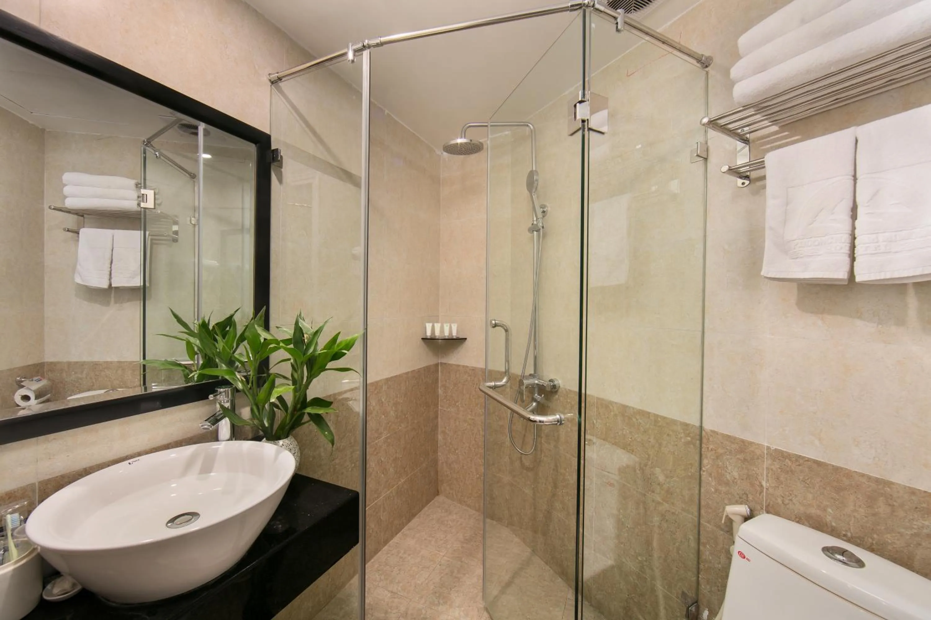 Serenity Diamond Hotel