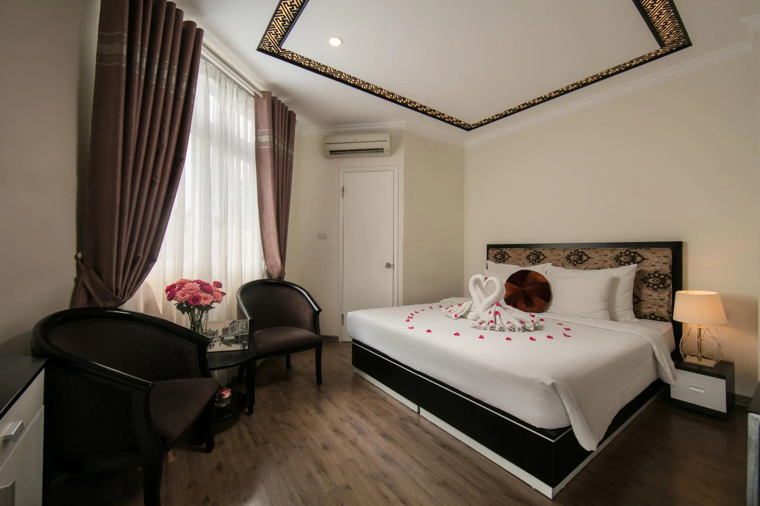 Bed in Serenity Diamond Hotel