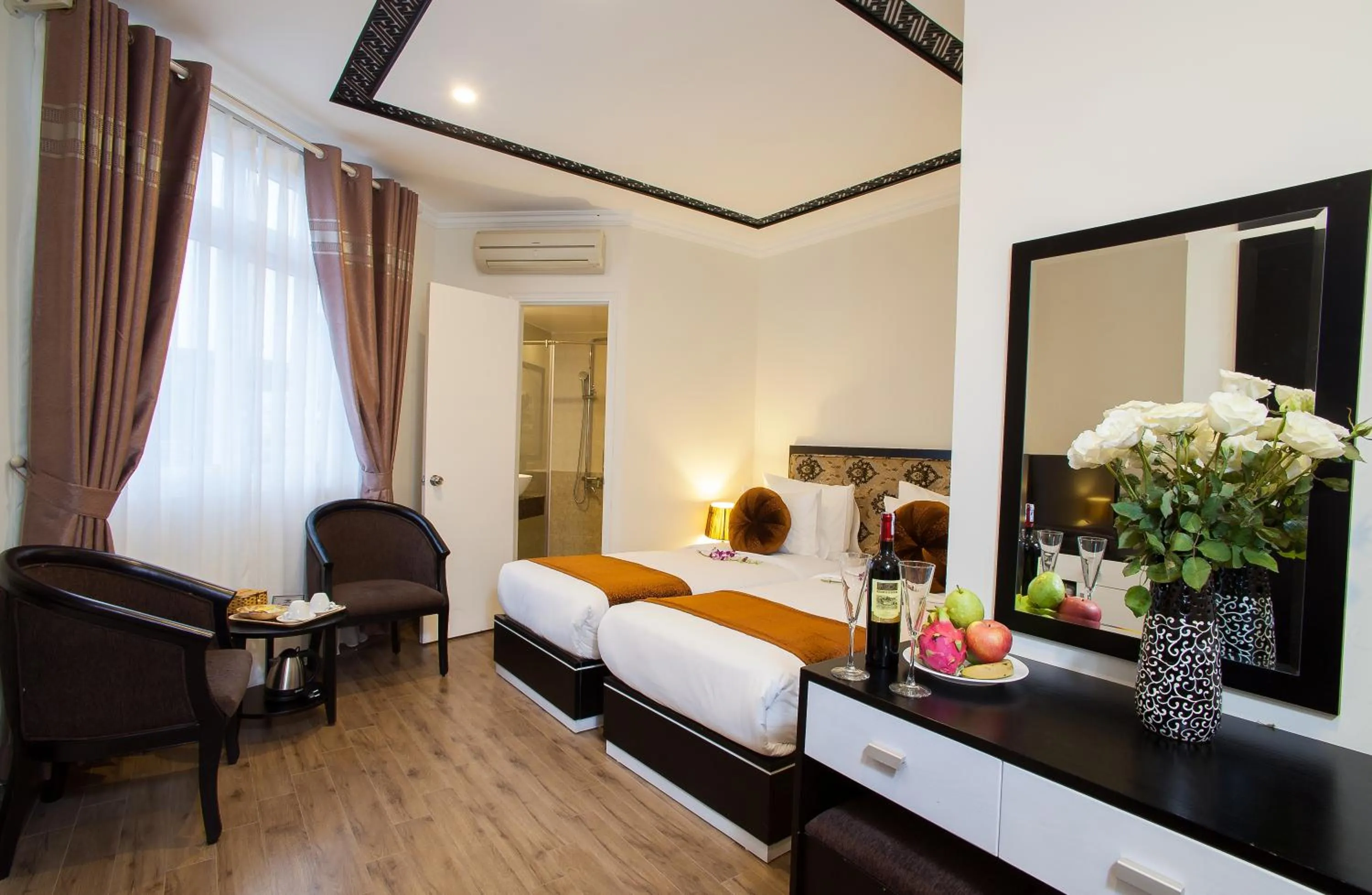 bunk bed, Bed in Serenity Diamond Hotel