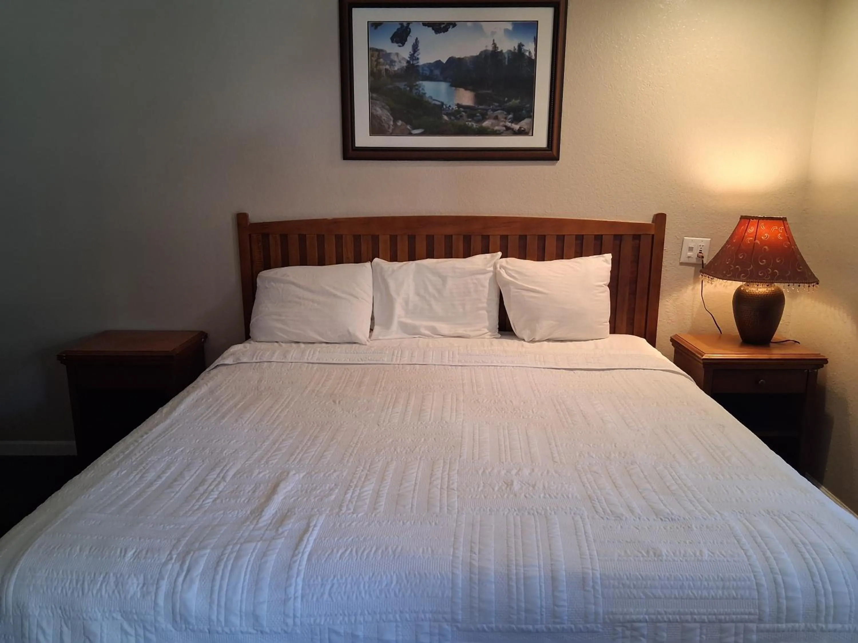 Bed in A&A Lake Tahoe Inn