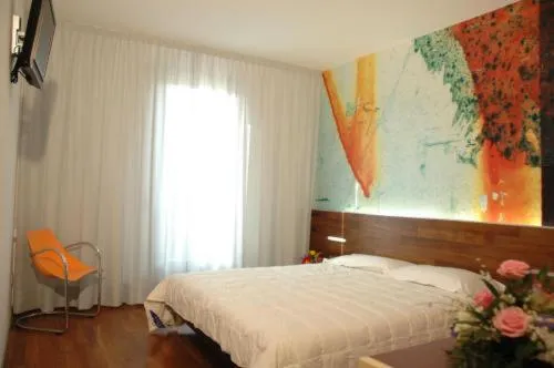 Photo of the whole room, Bed in Alloggi Taverna Caorlina