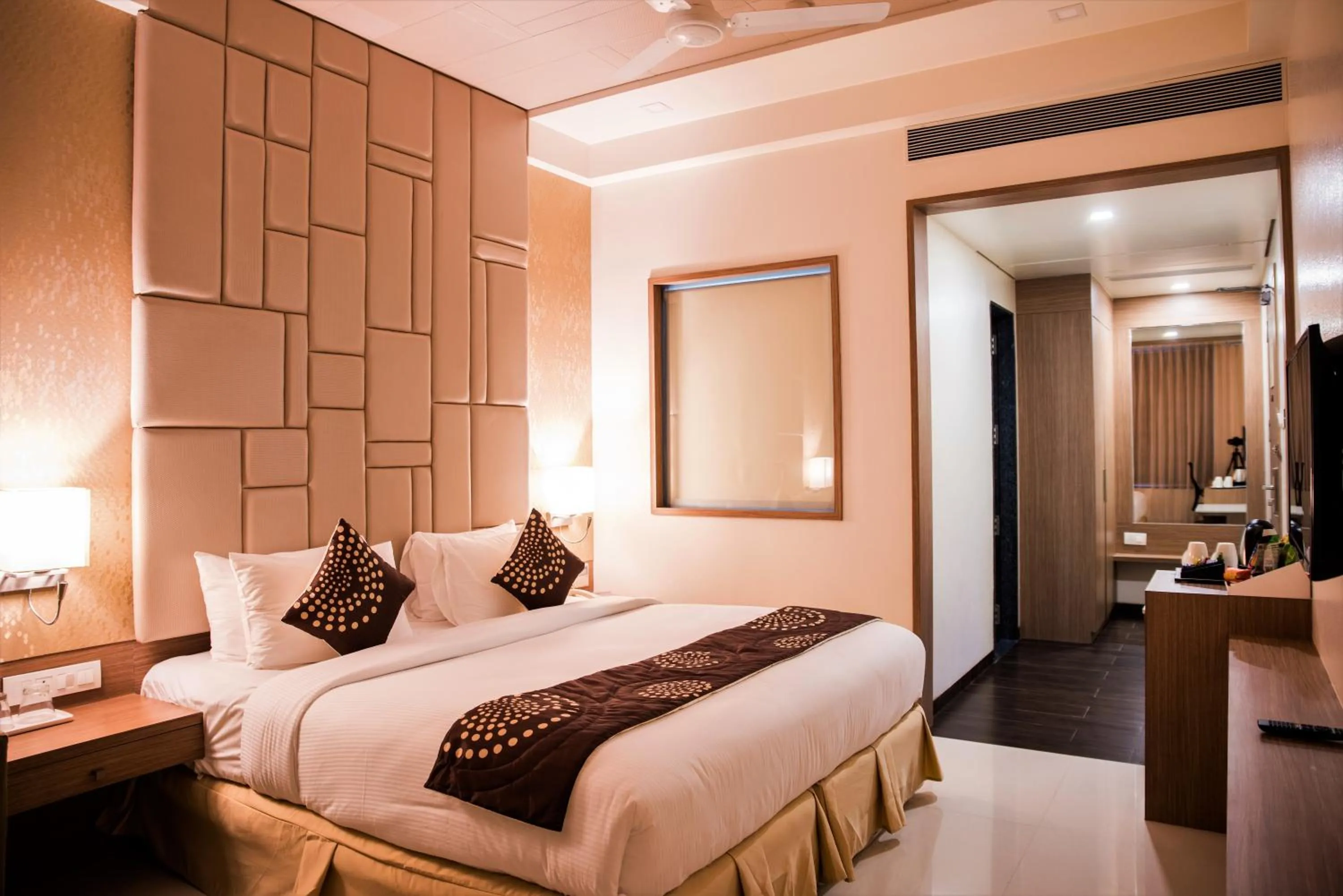 Photo of the whole room, Bed in Hotel Grand Rio