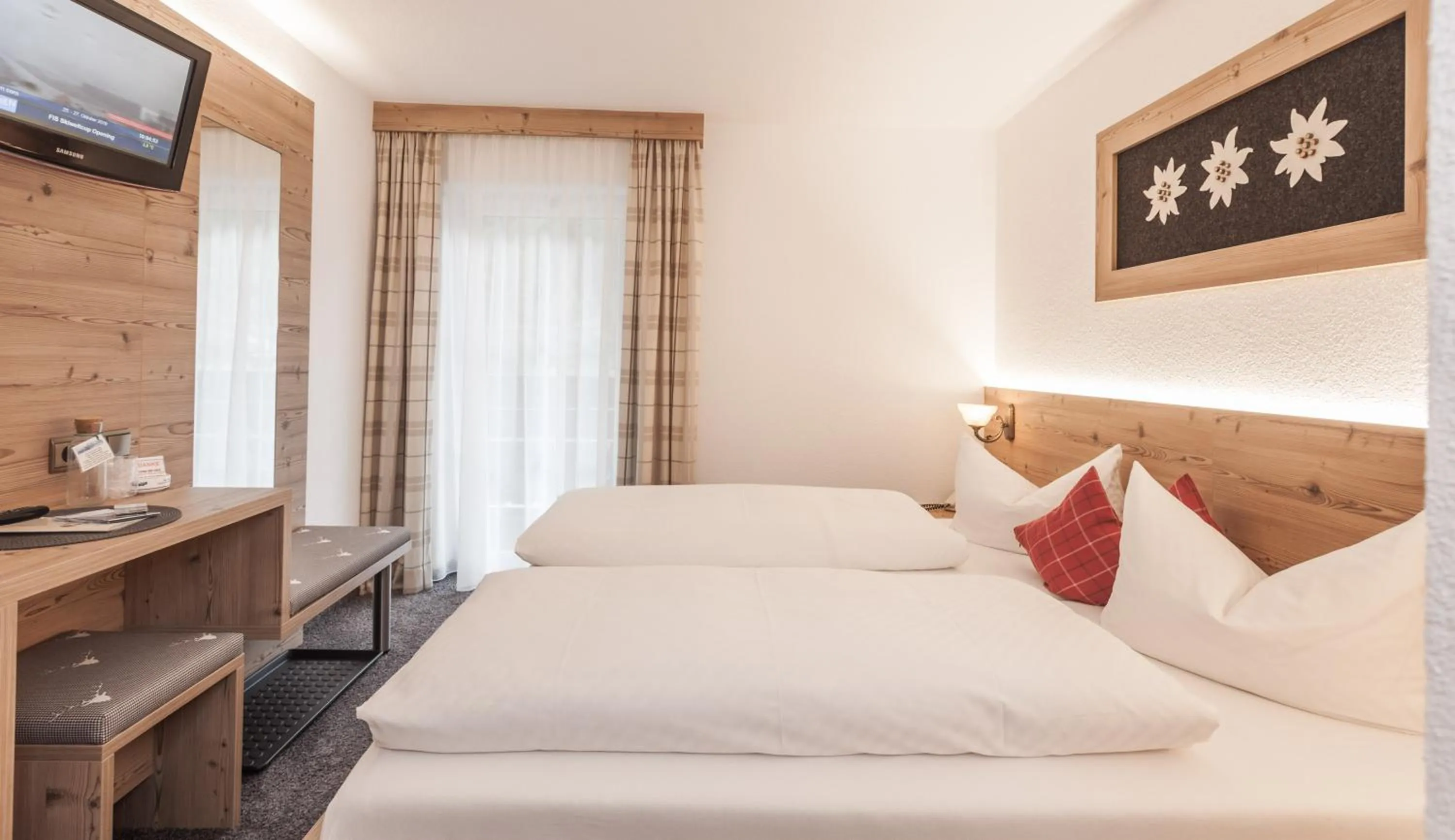 Bed in Pension Edelweiss