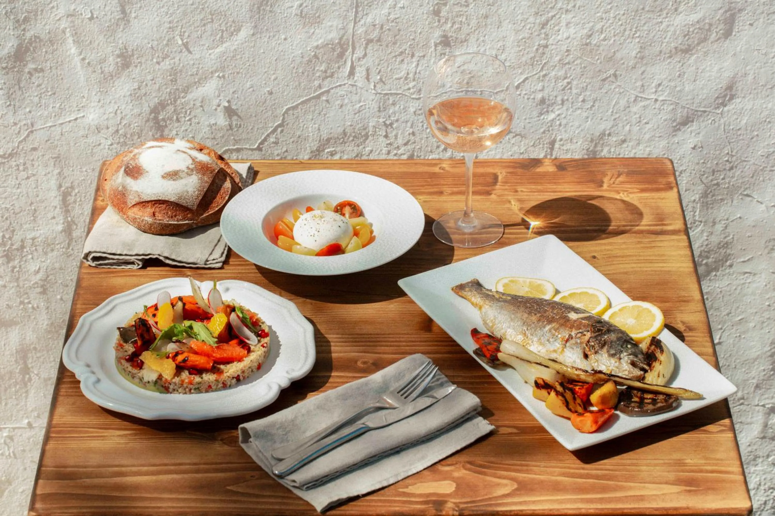 Food and drinks in Les Bains Gardians