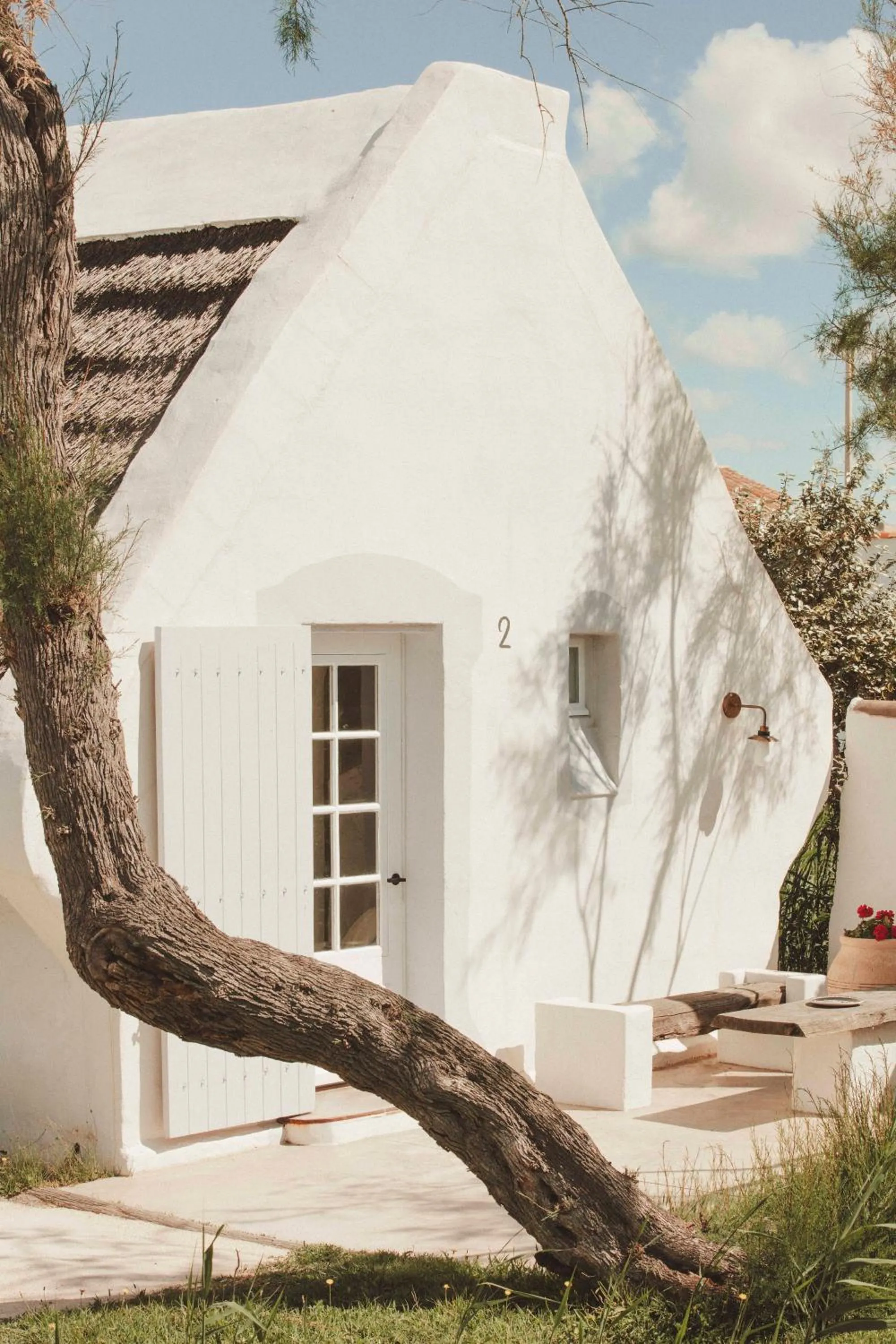 Property building in Les Bains Gardians