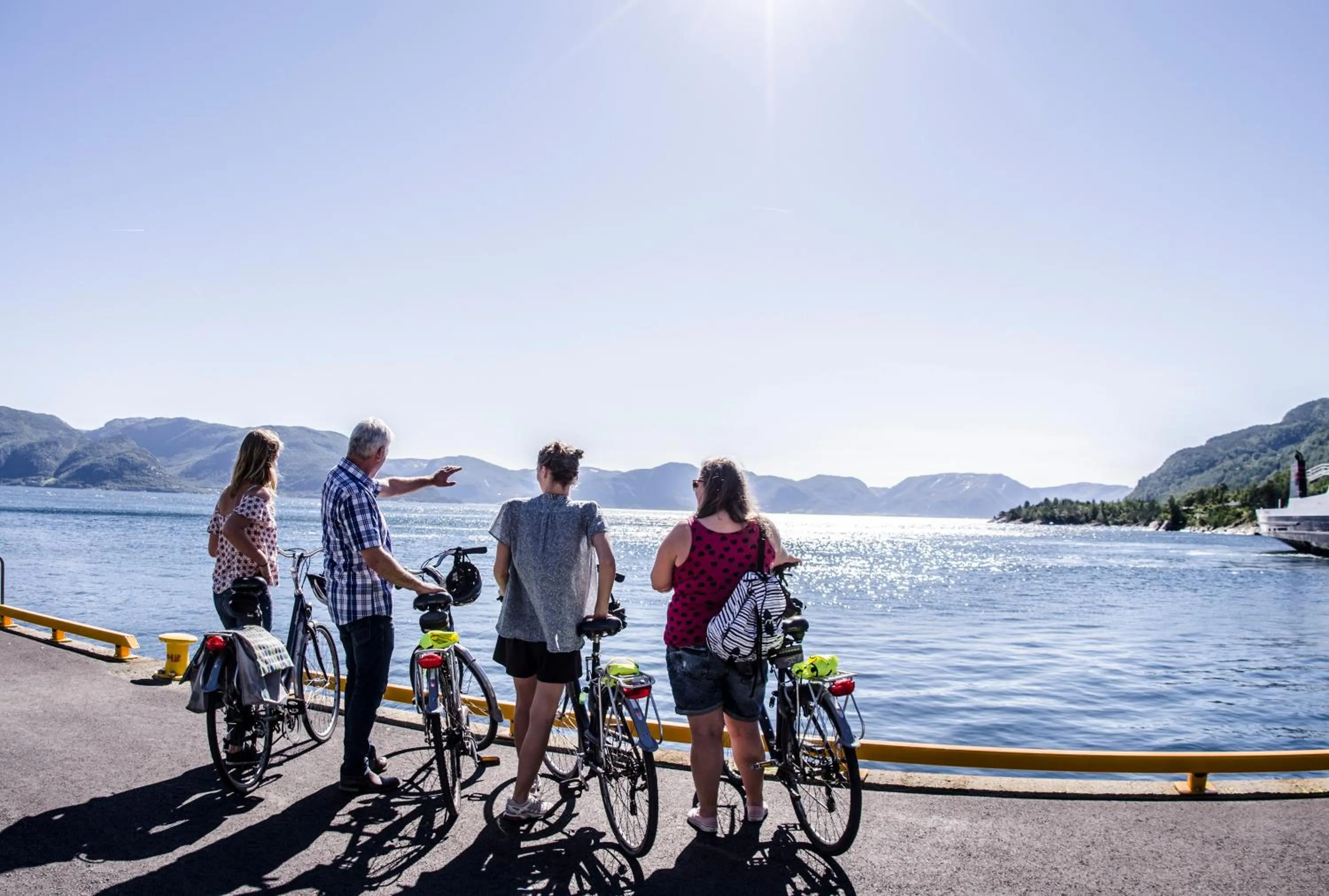 Cycling in Lavik Fjord Hotel & Apartments