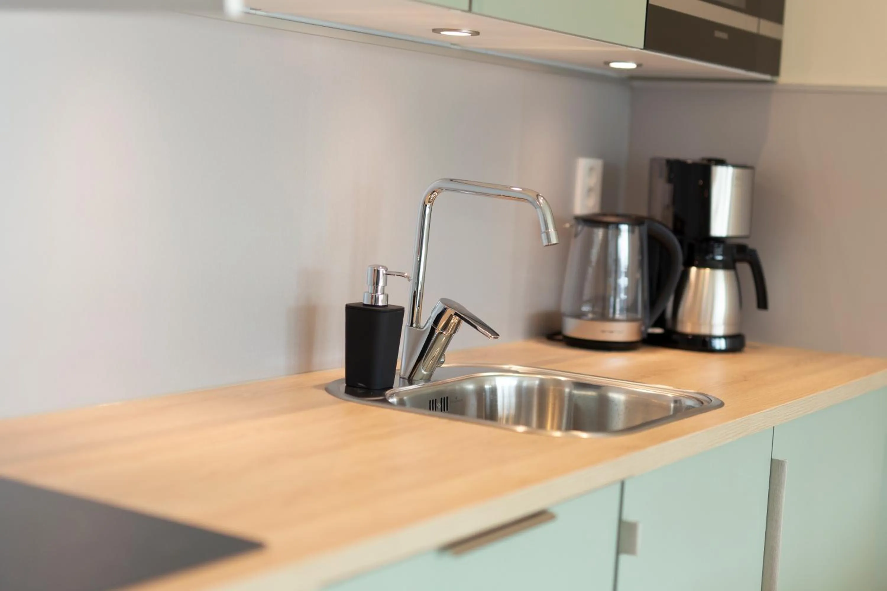 Lavik Fjord Hotel & Apartments