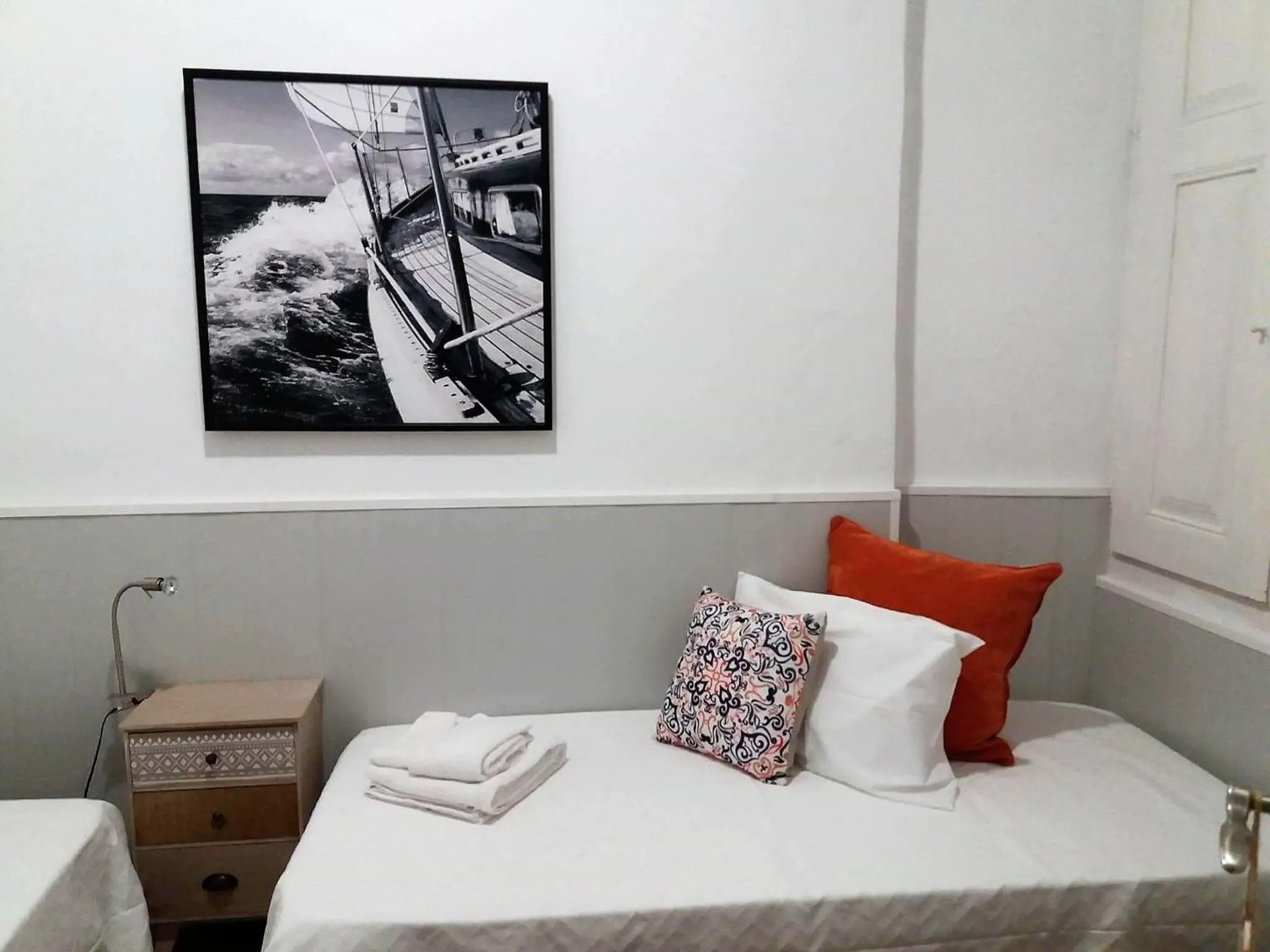 Bed in Faro Cosy Guesthouse