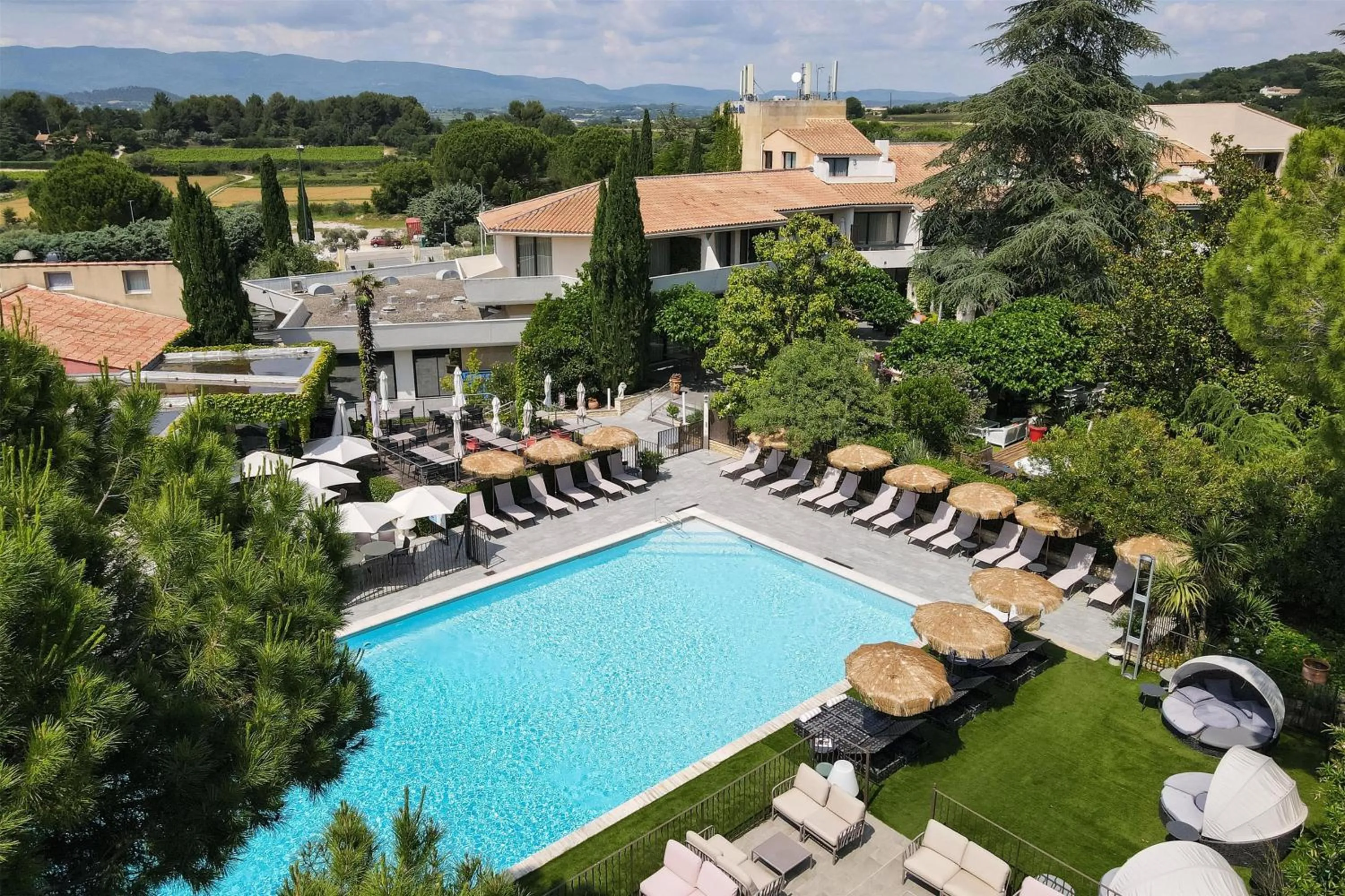 Property building in Best Western Sévan Parc Hôtel