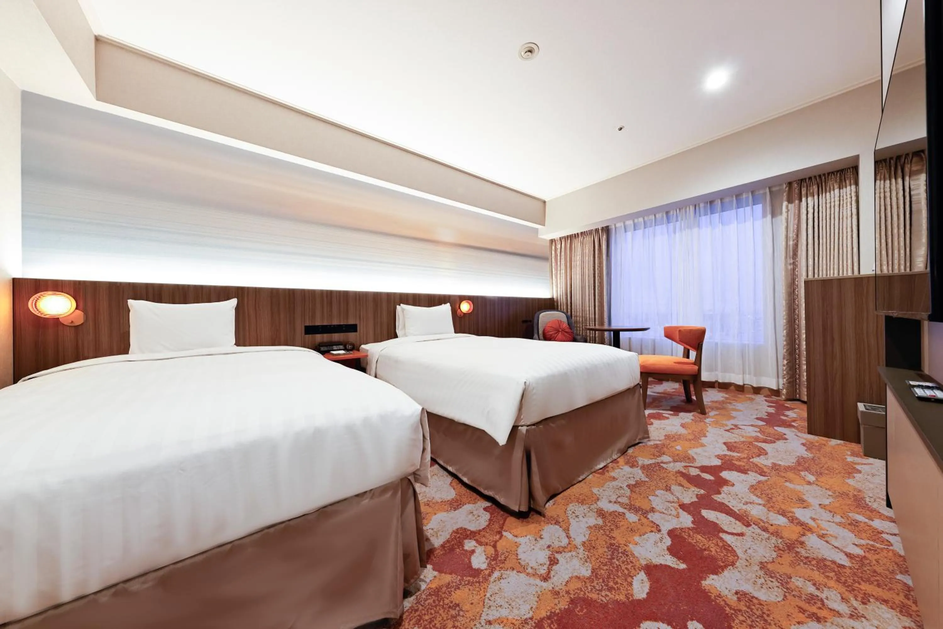 Bed in Miyako Hotel Yokkaichi