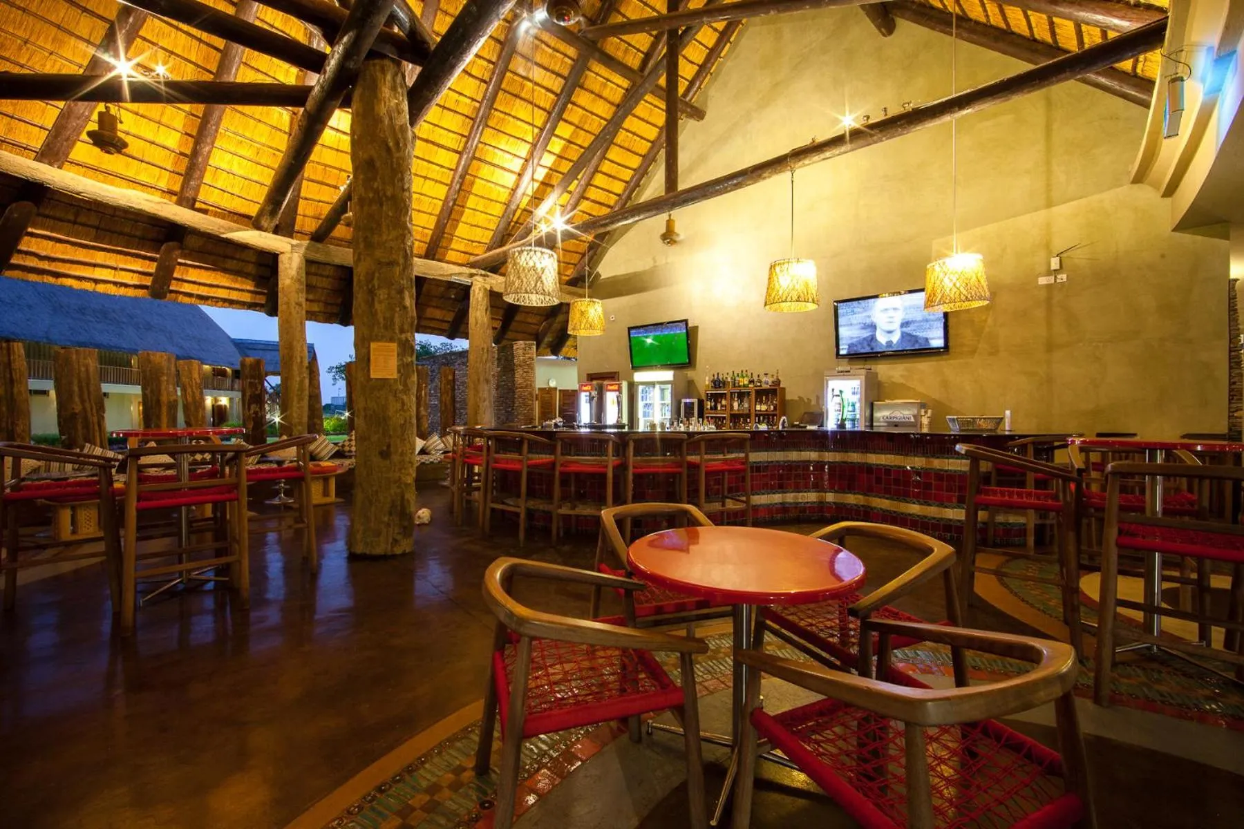 Restaurant/places to eat in The Royal Senchi Hotel and Resort