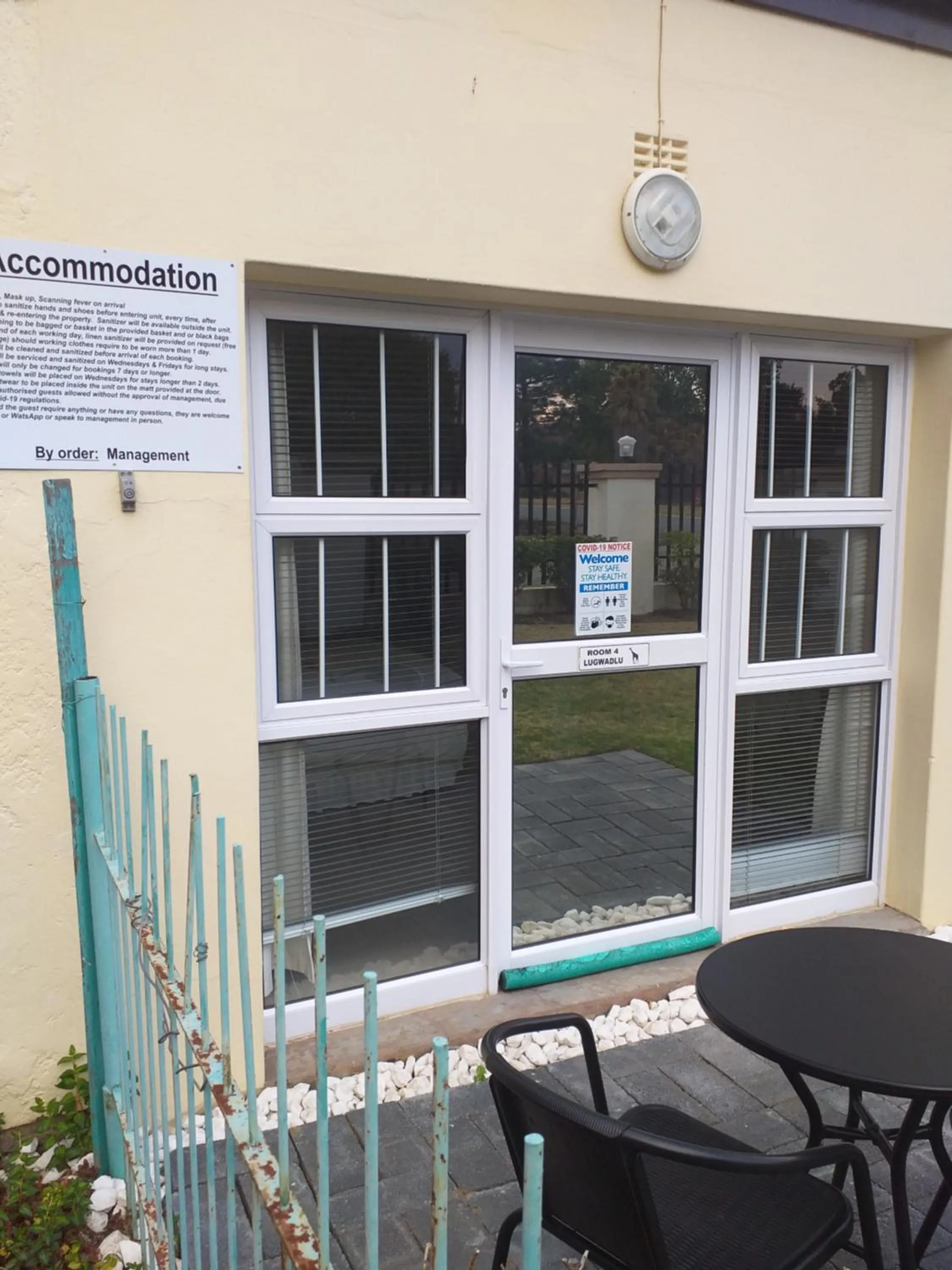 Facade/entrance in Kwa-Dlamathe Guesthouse