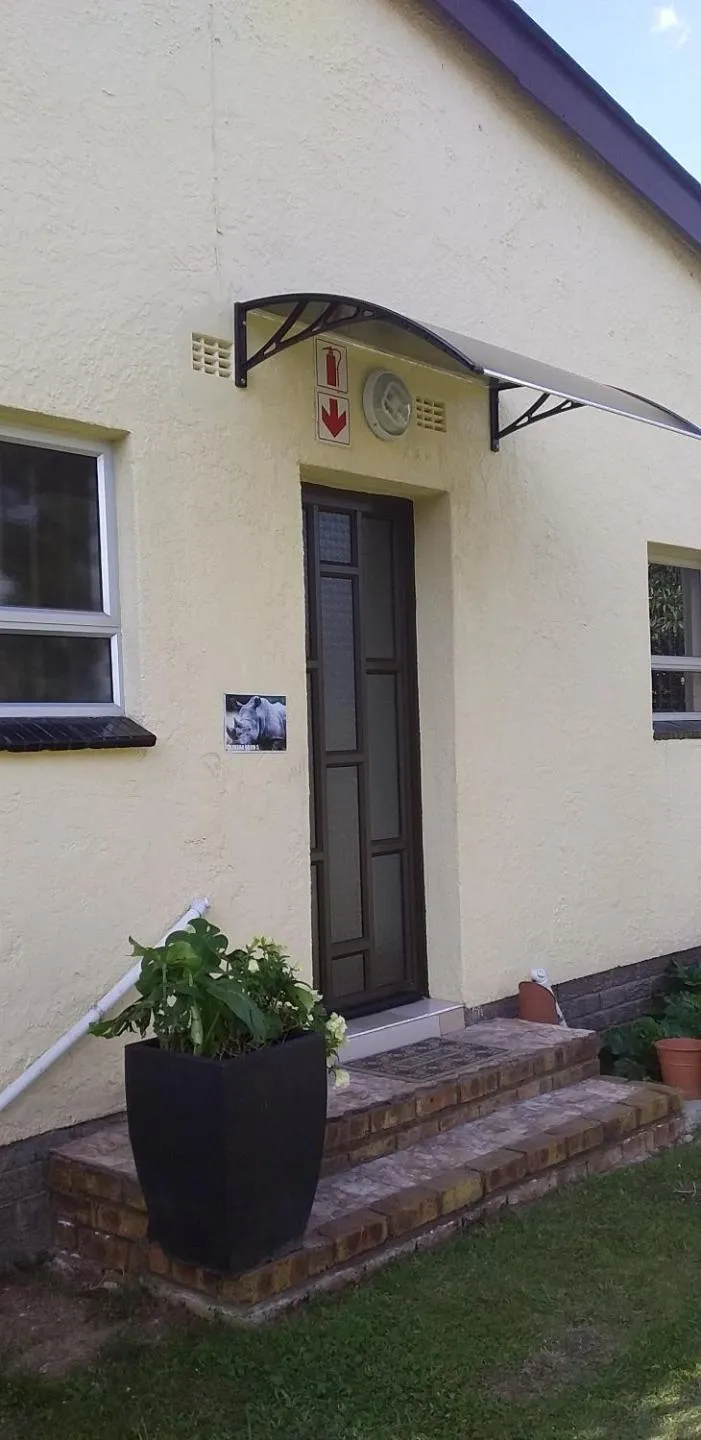 Garden in Kwa-Dlamathe Guesthouse