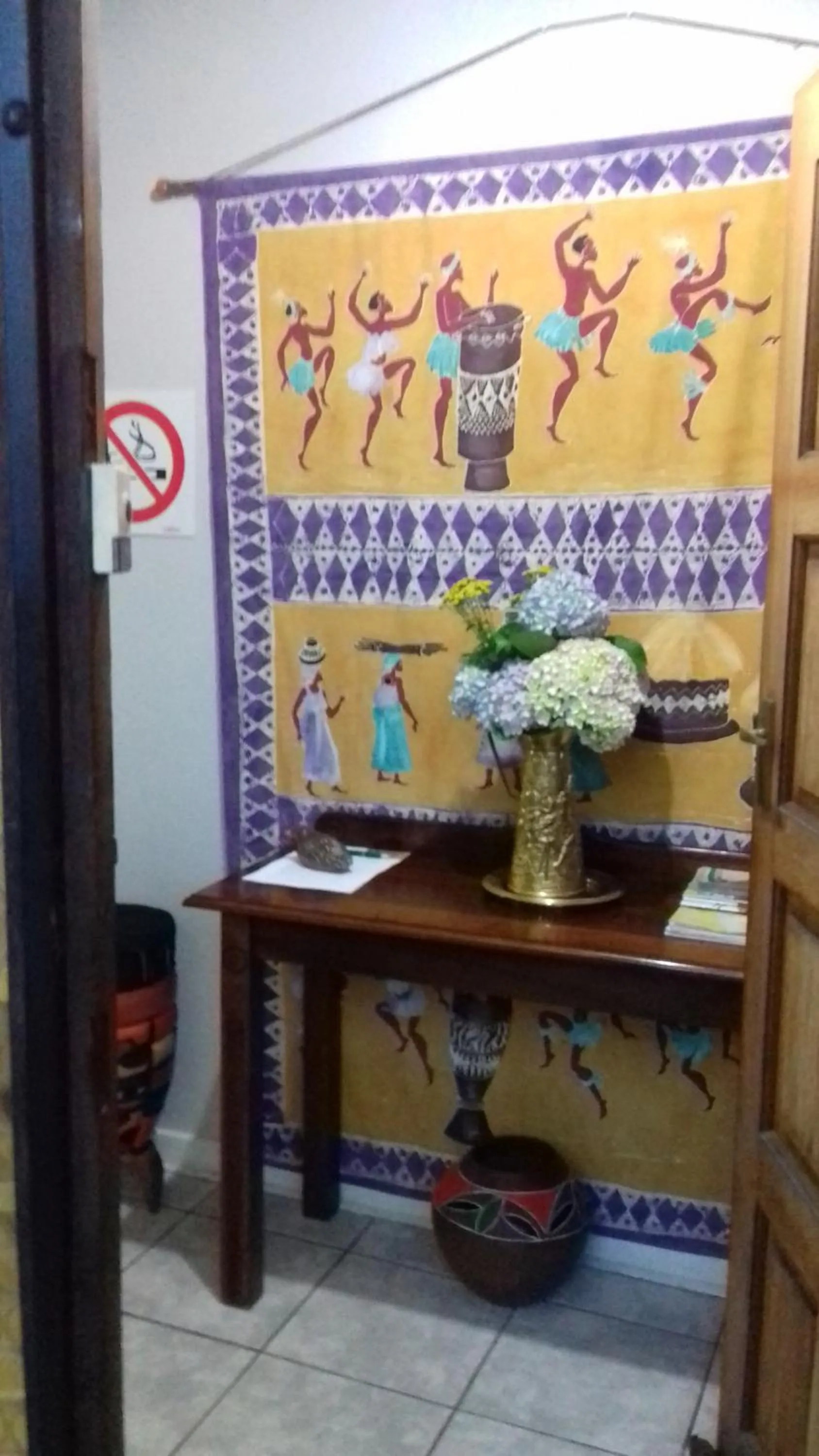 Lobby or reception in Kwa-Dlamathe Guesthouse