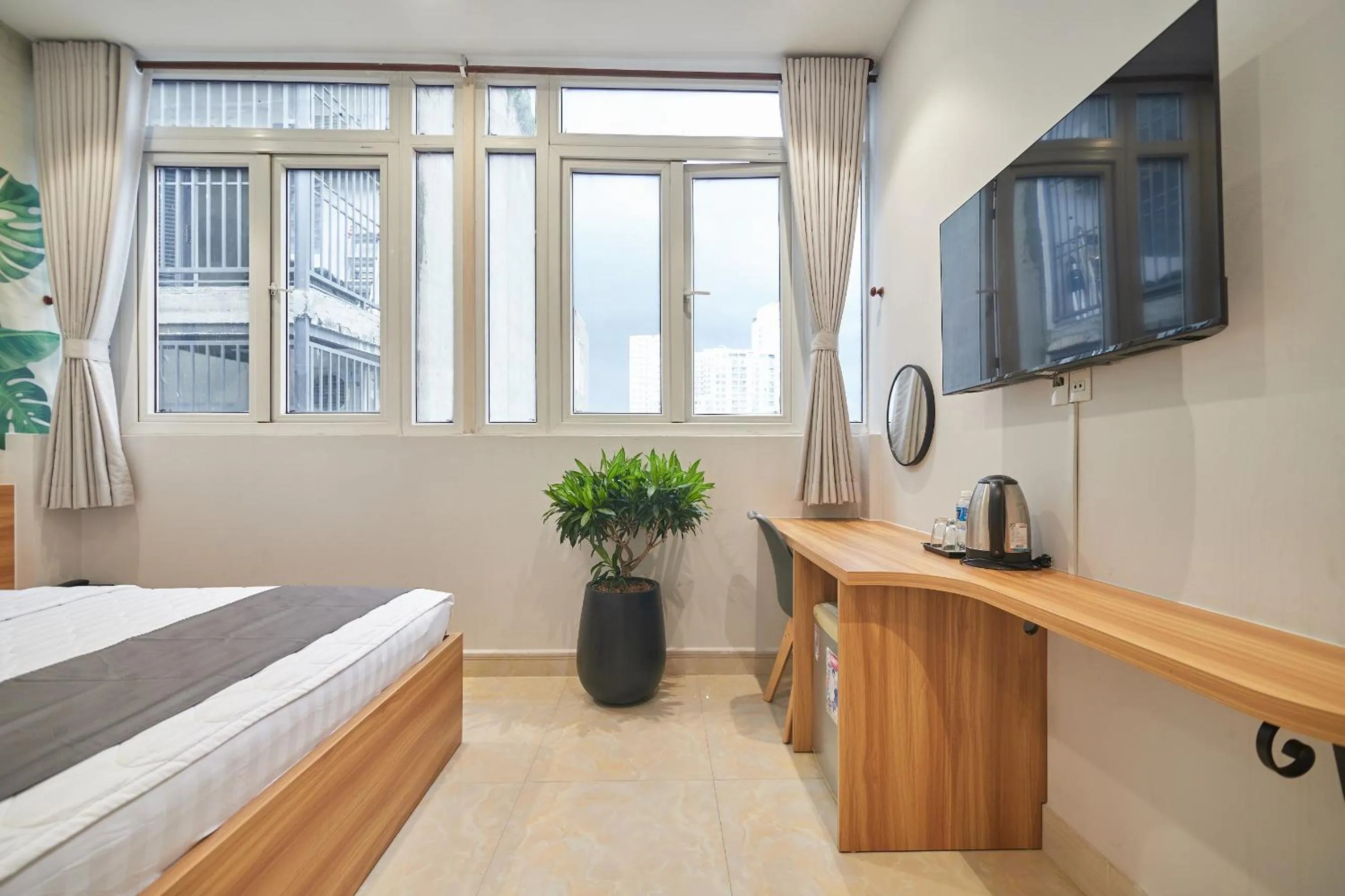 Bedroom, Bed in Bin Bin Hotel 2 - Near Him Lam D7