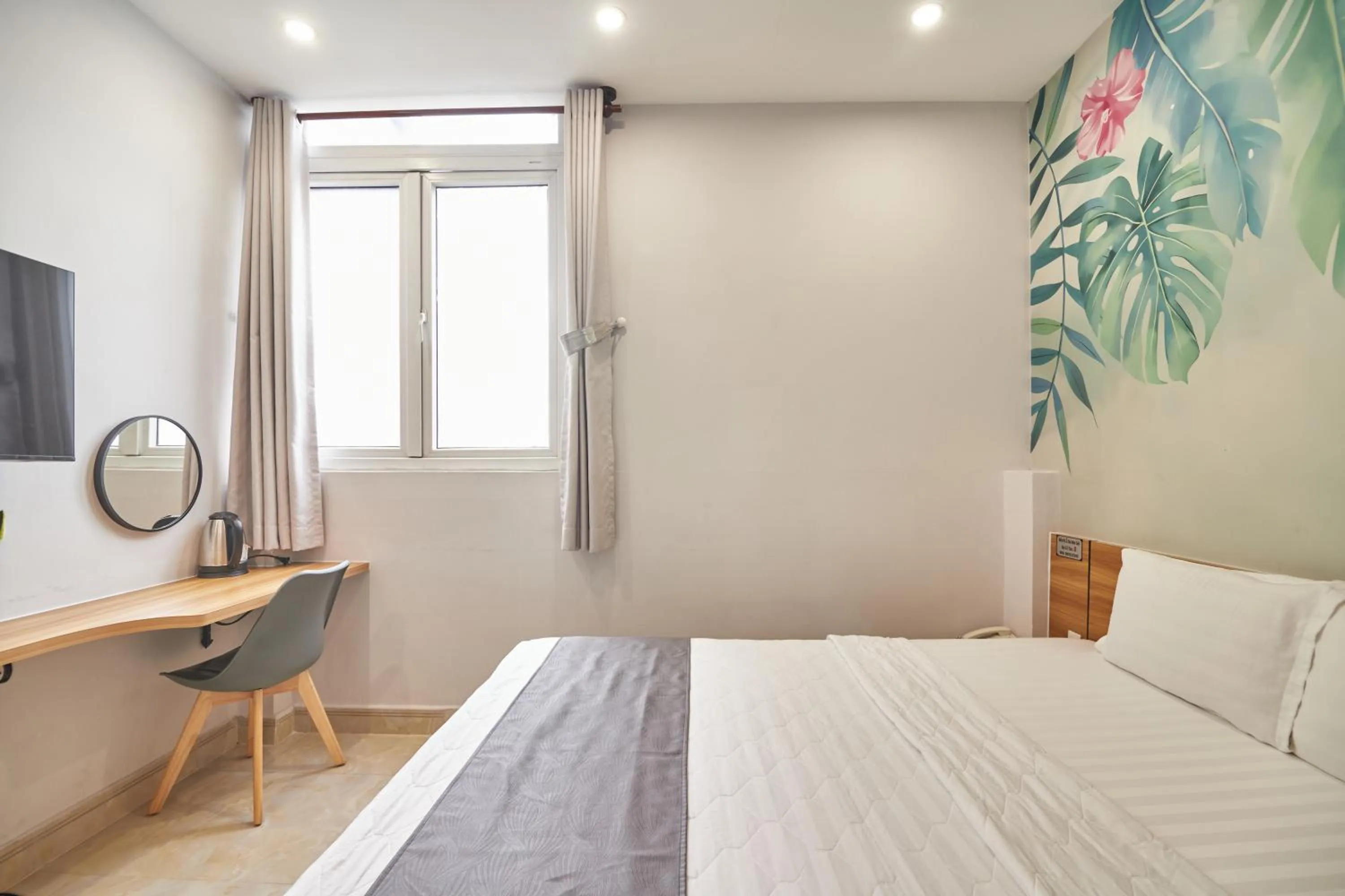 Bedroom, Bed in Bin Bin Hotel 2 - Near Him Lam D7