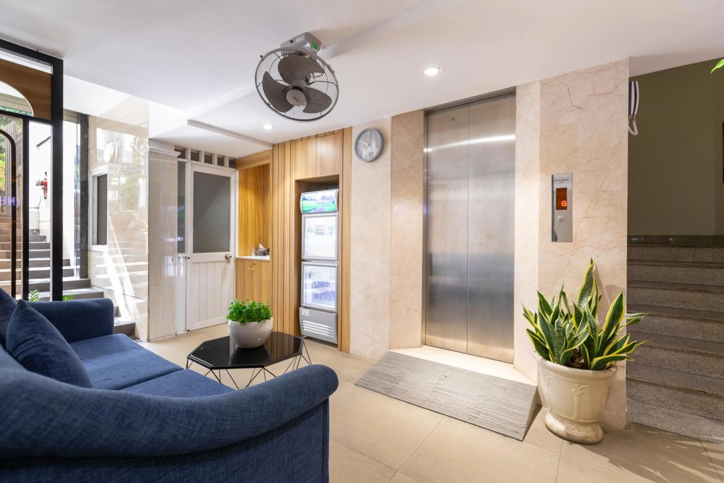 Lobby or reception in Bin Bin Hotel 2 - Near Him Lam D7