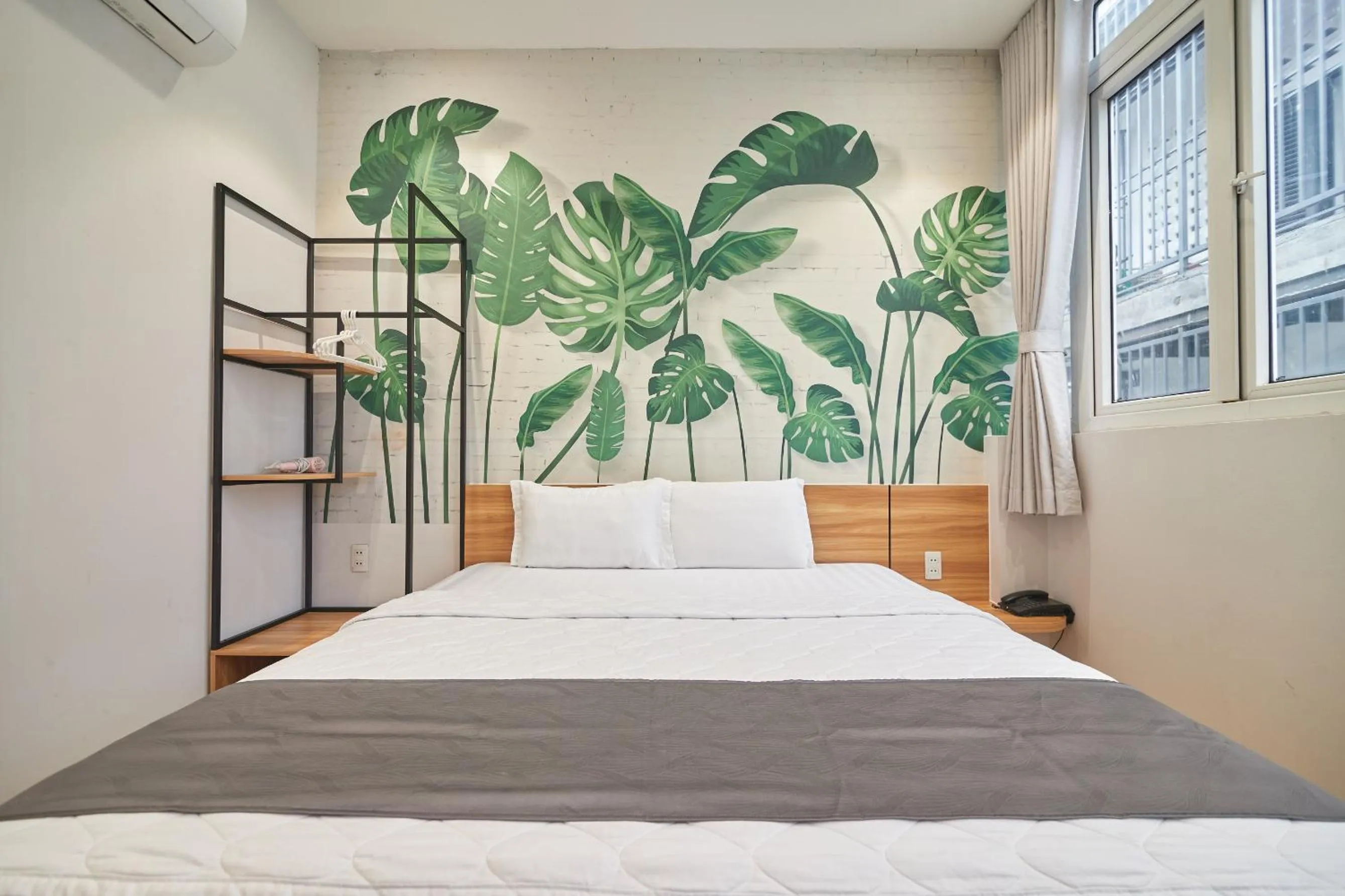 Bedroom, Bed in Bin Bin Hotel 2 - Near Him Lam D7