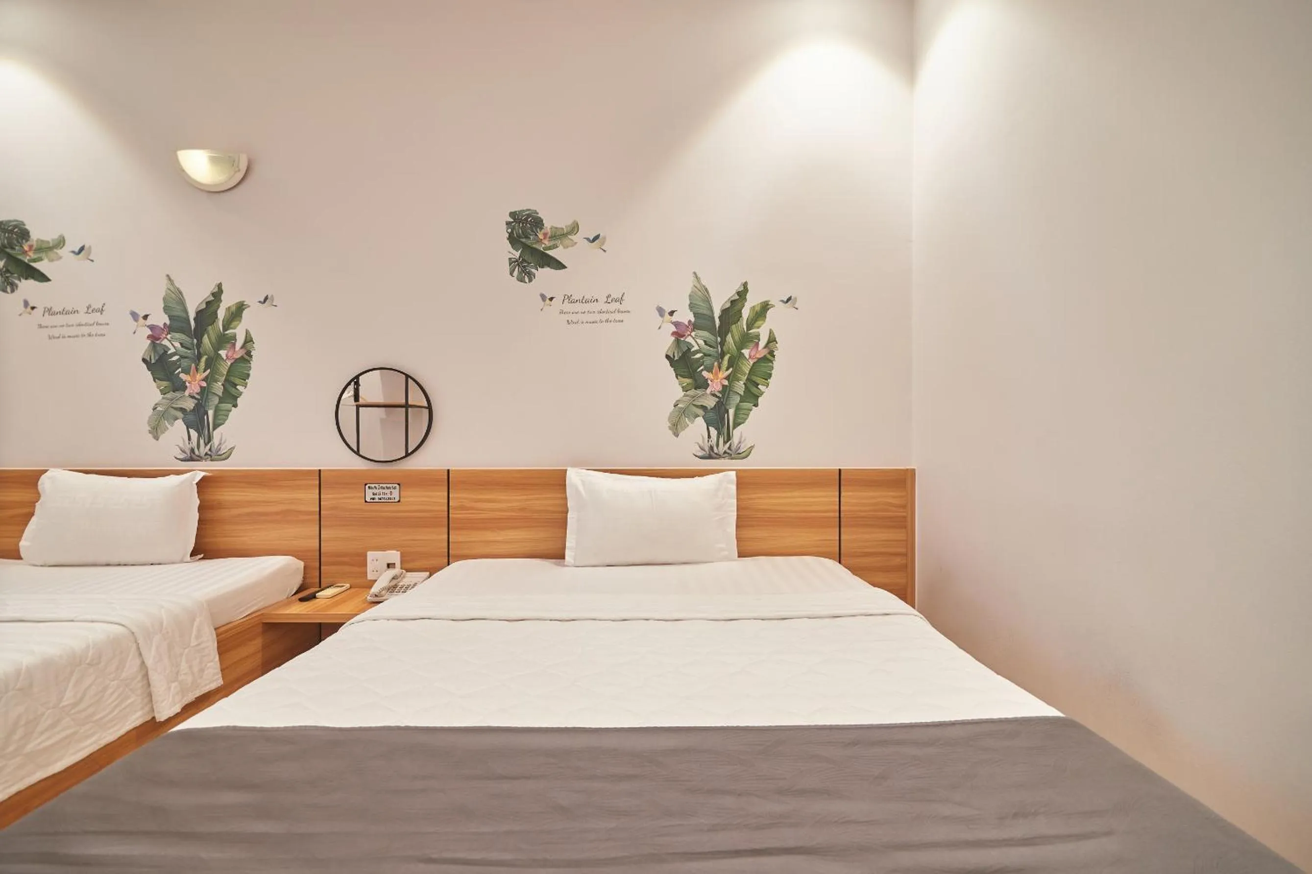 Bedroom, Bed in Bin Bin Hotel 2 - Near Him Lam D7