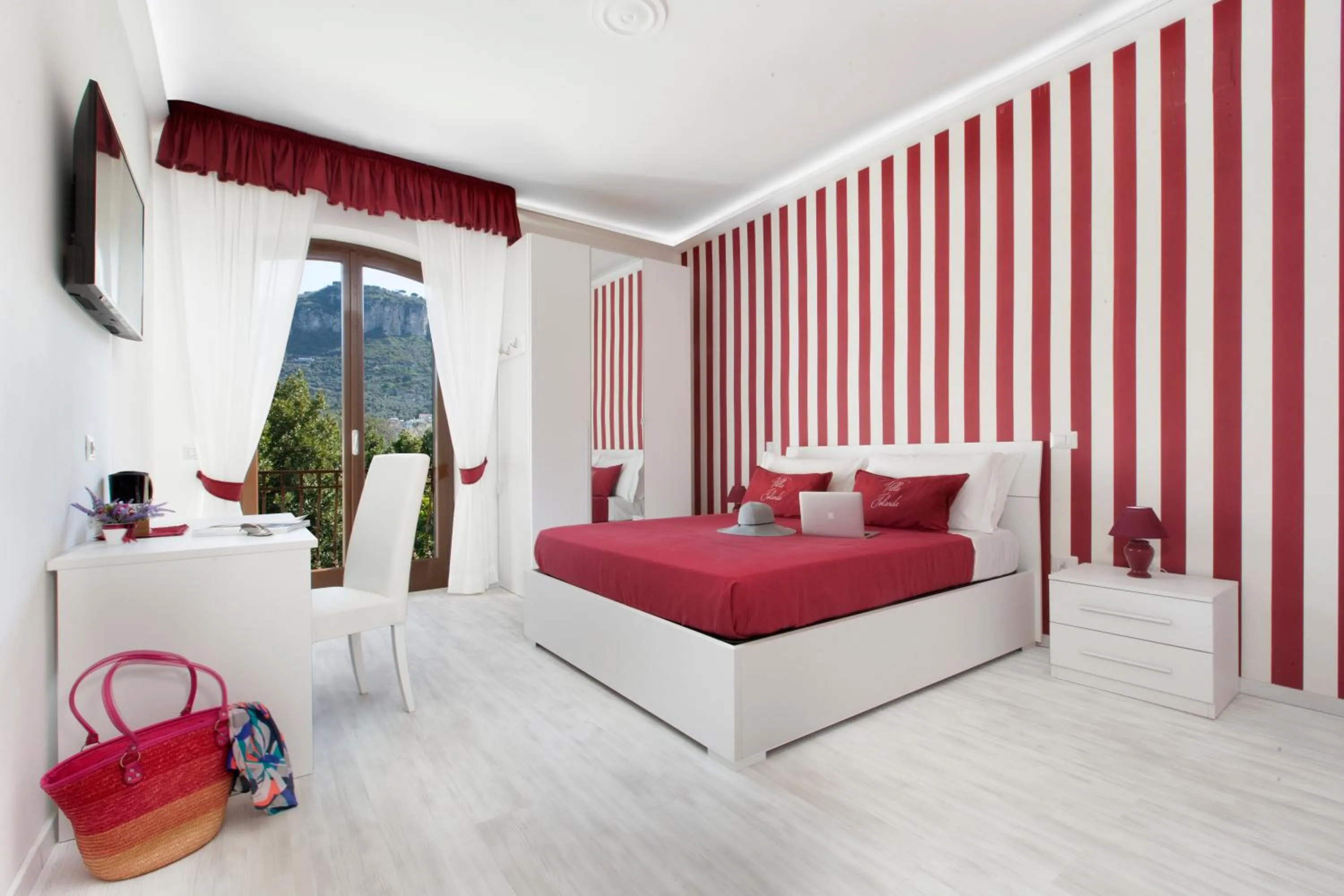 Photo of the whole room, Bed in Villa Iolanda