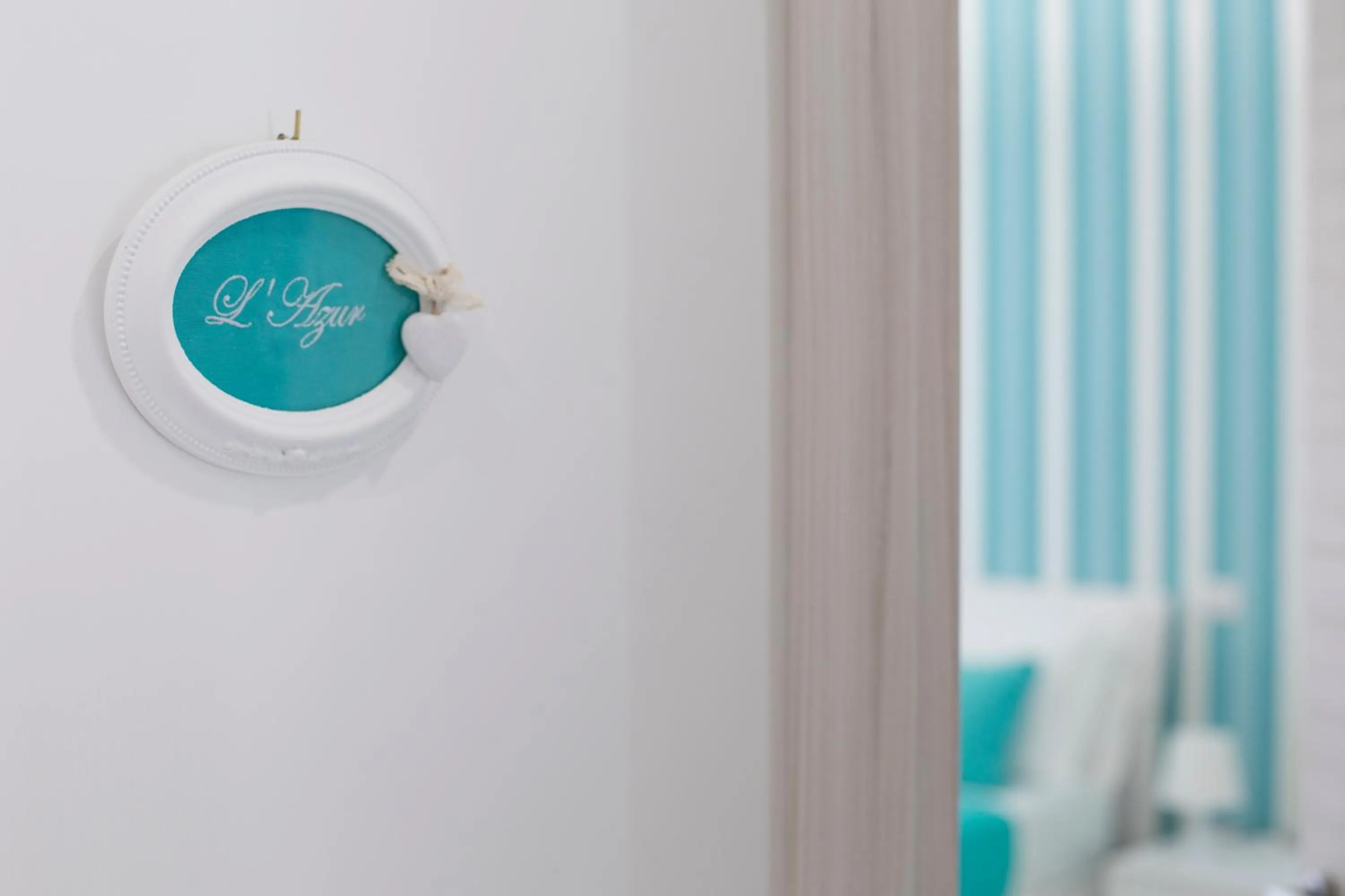 Logo/Certificate/Sign, Bed in Villa Iolanda