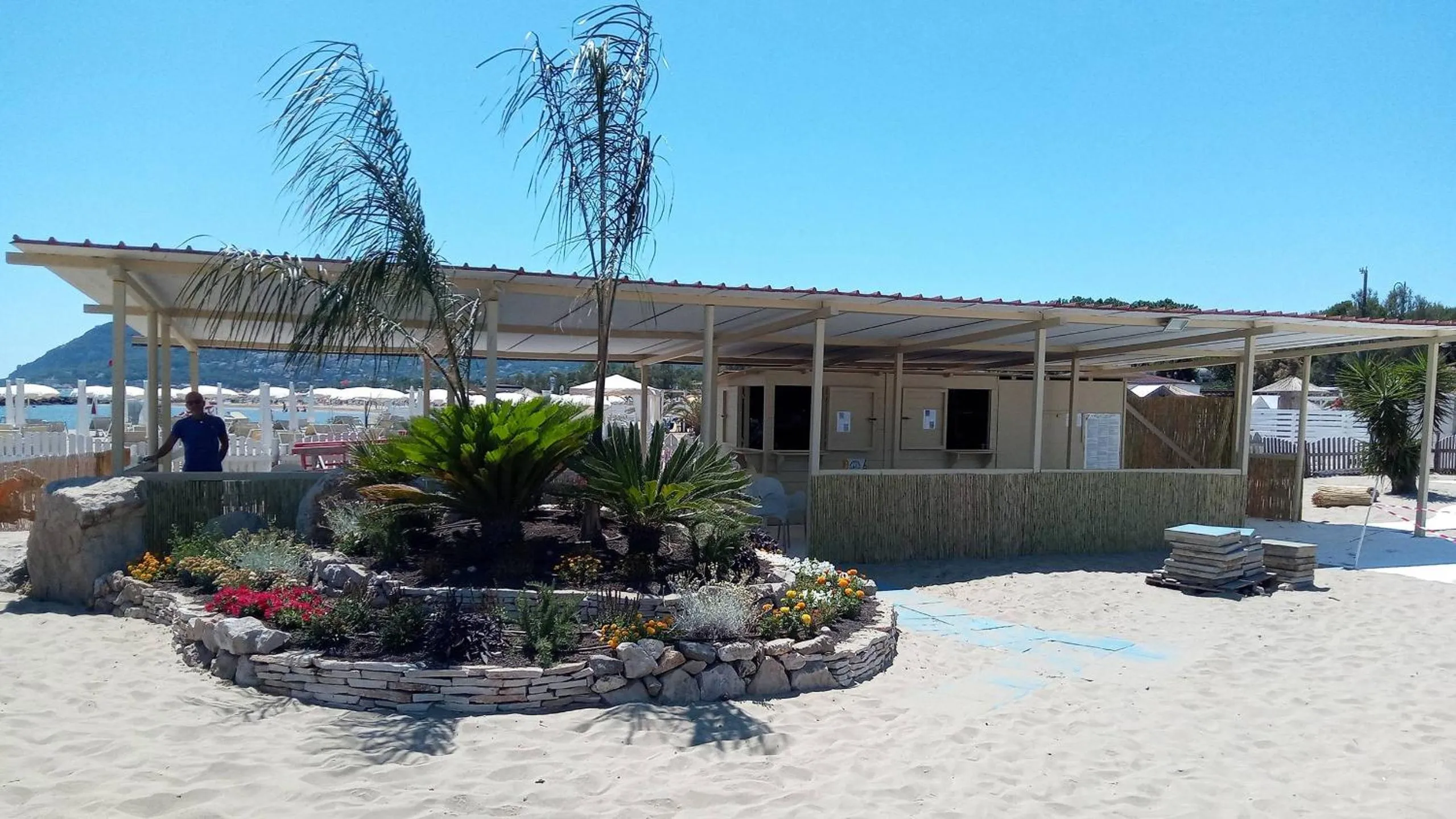 Beach in Hotel Mercede 2